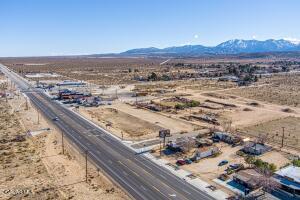 12822 Pearblossom Highway Property Photo 25