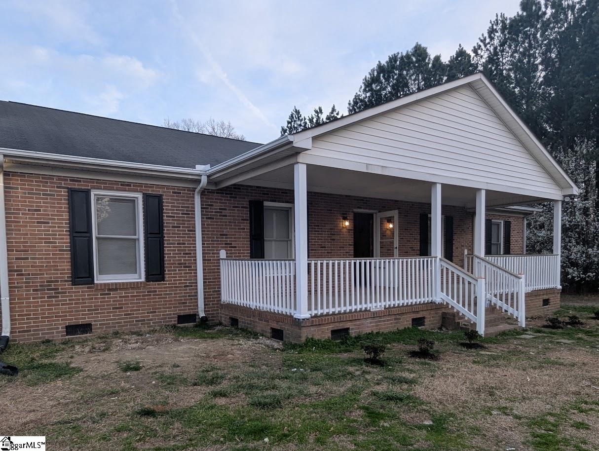 1244 E Butler Road Property Photo 4