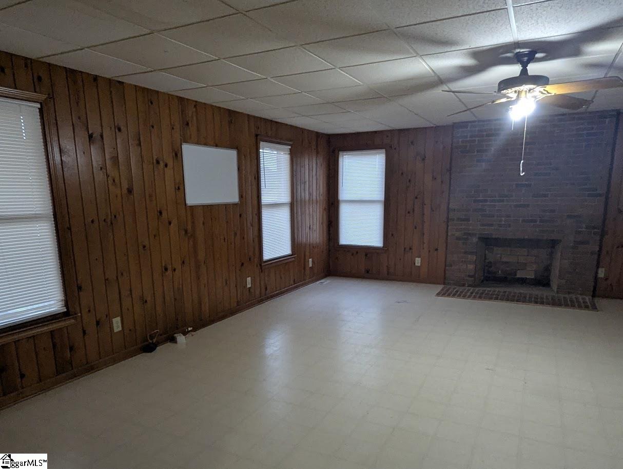 1244 E Butler Road Property Photo 8