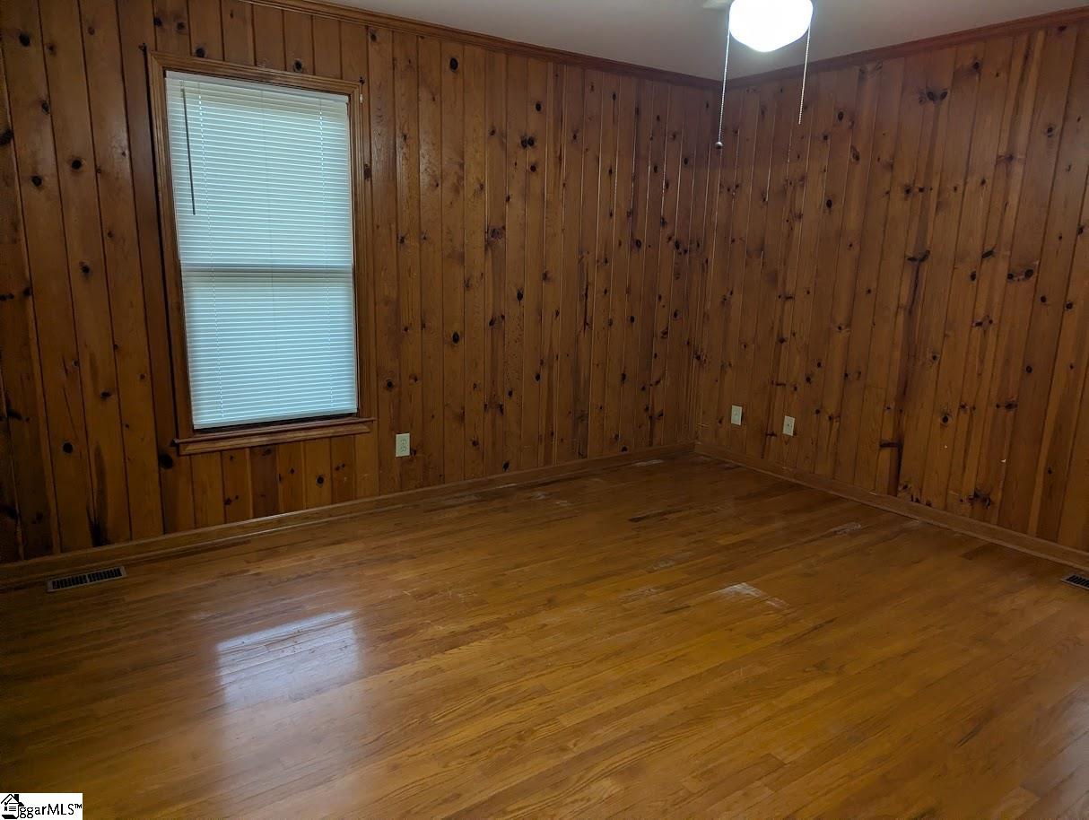 1244 E Butler Road Property Photo 15