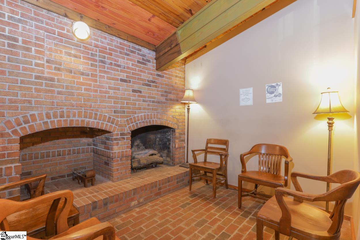 113 Court Street Property Photo 3