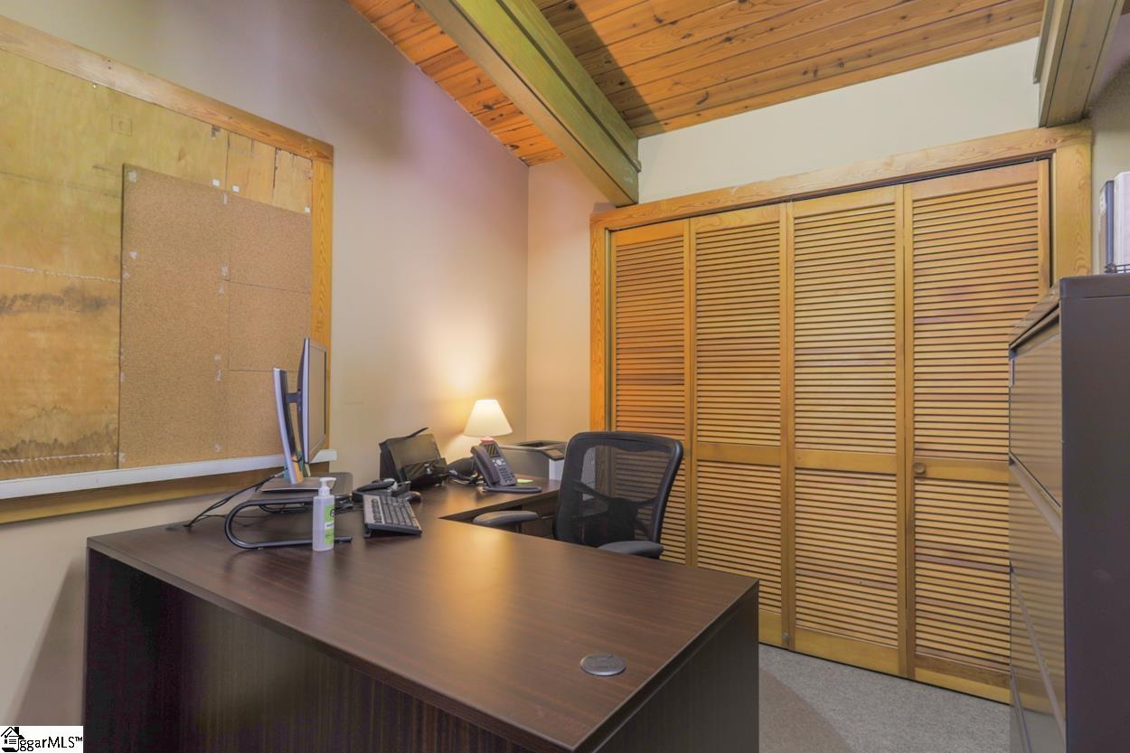 113 Court Street Property Photo 6