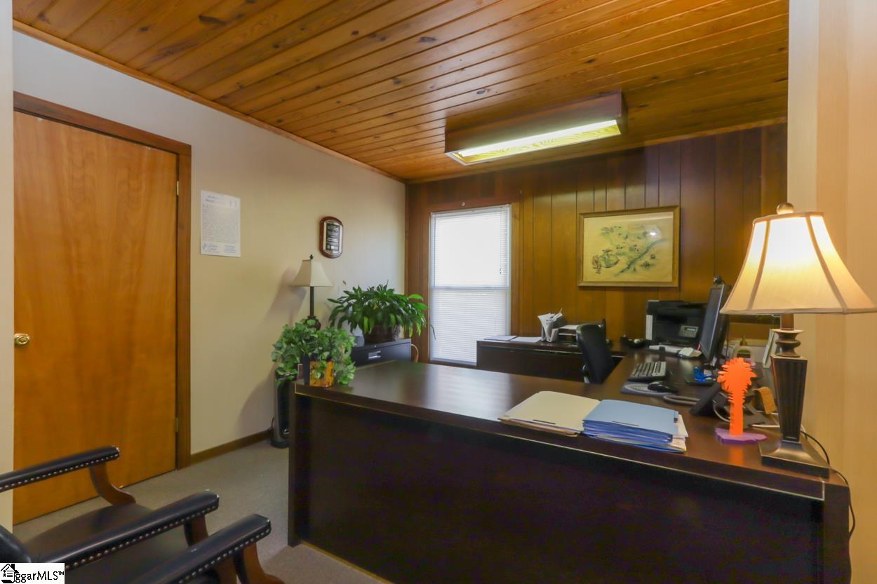 113 Court Street Property Photo 10