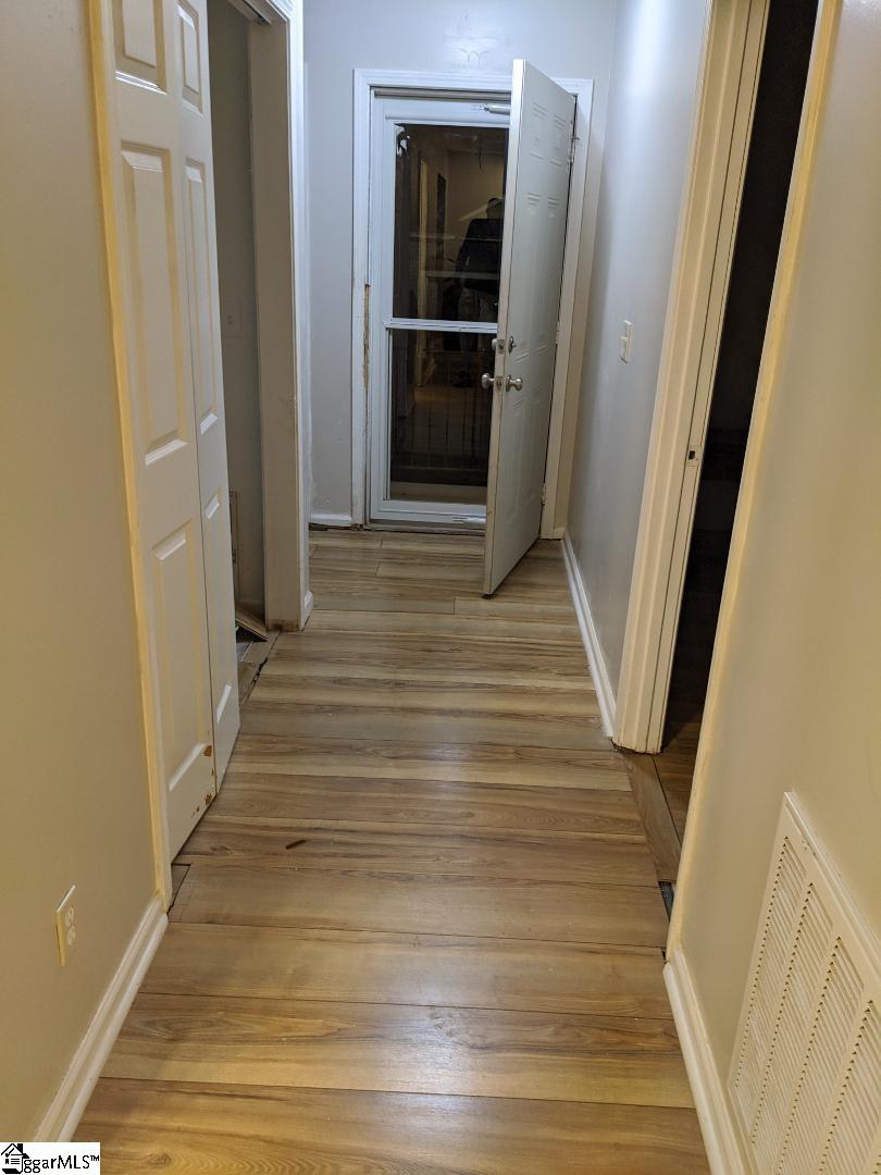 7 4th Street Property Photo 6