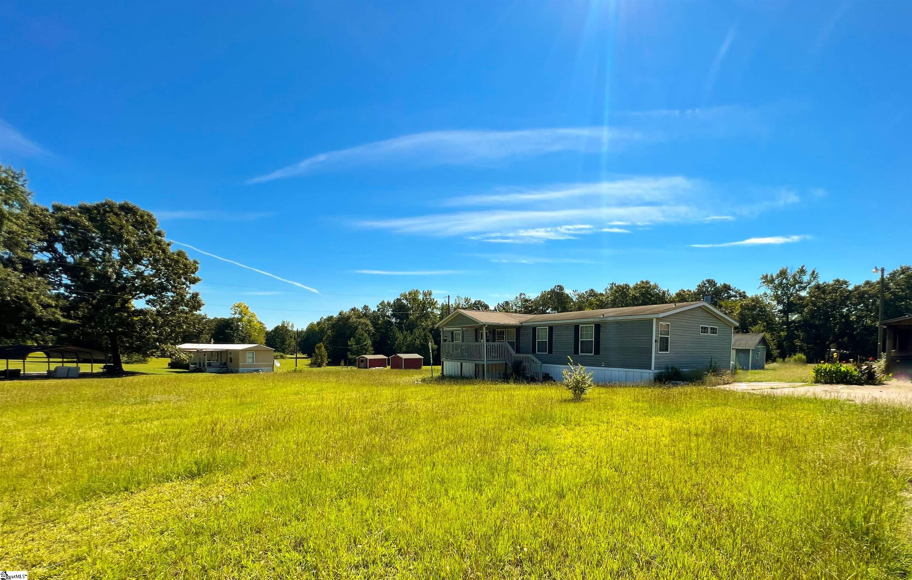 652 Strother Road Property Photo 2