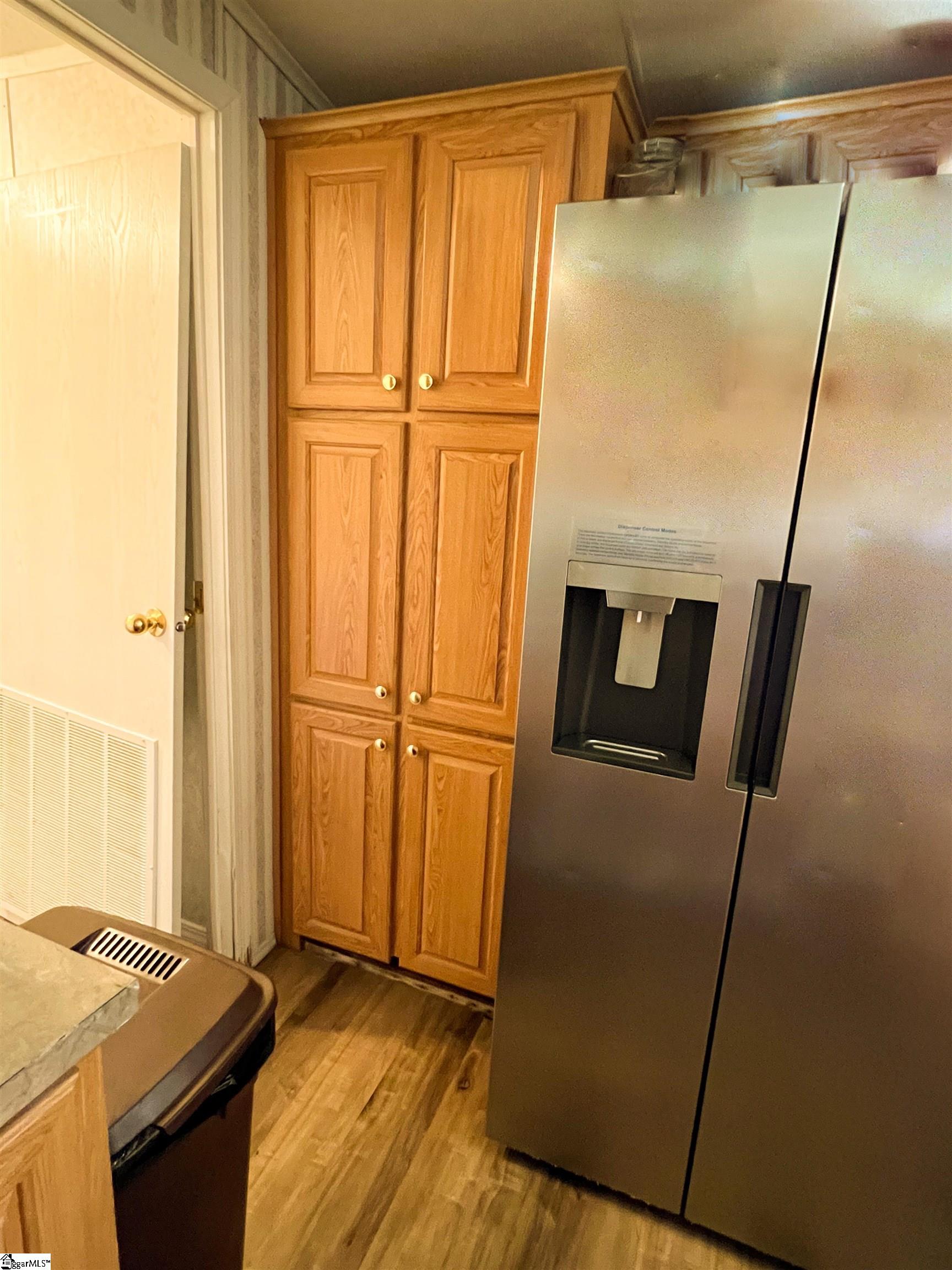 652 Strother Road Property Photo 8