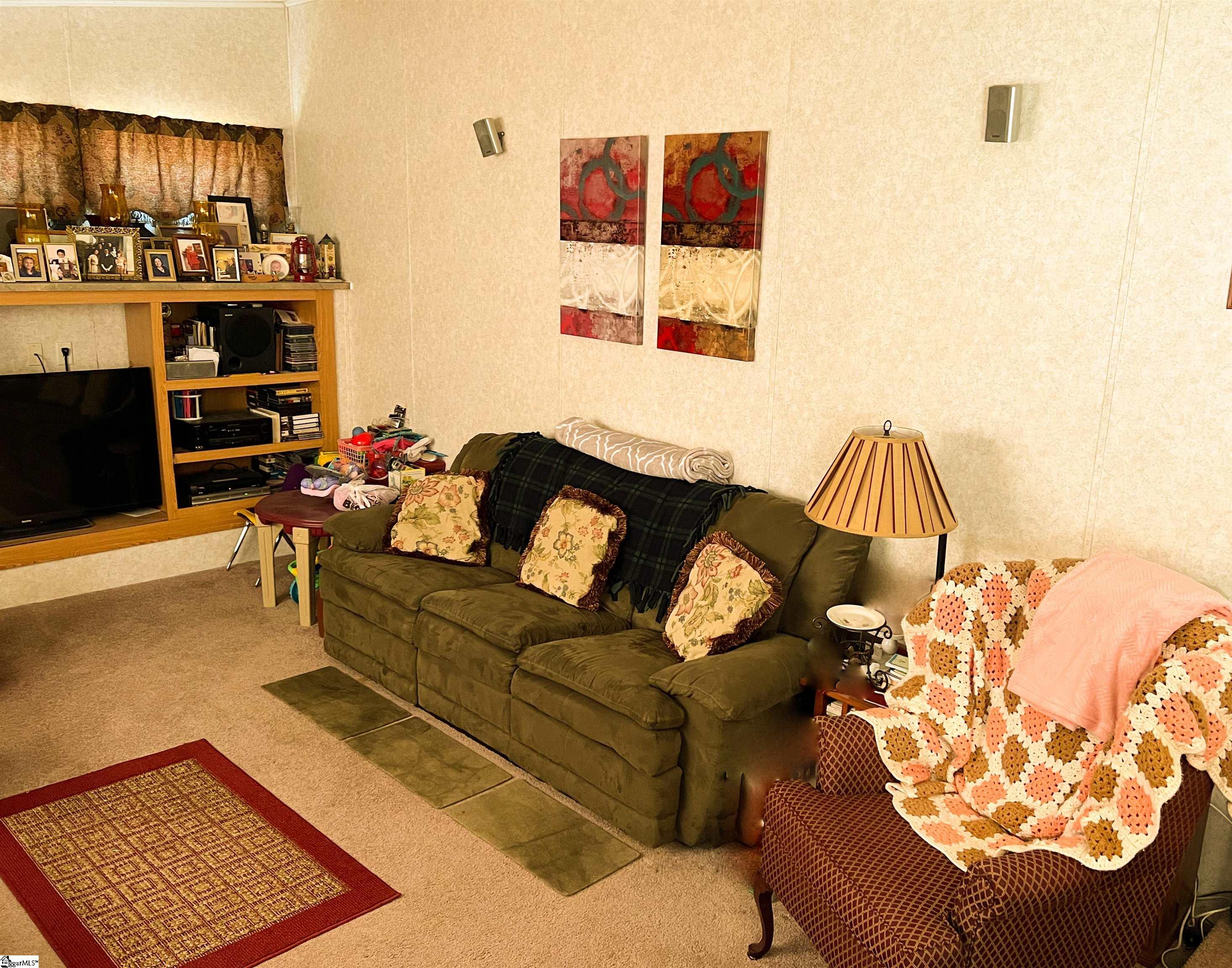652 Strother Road Property Photo 9