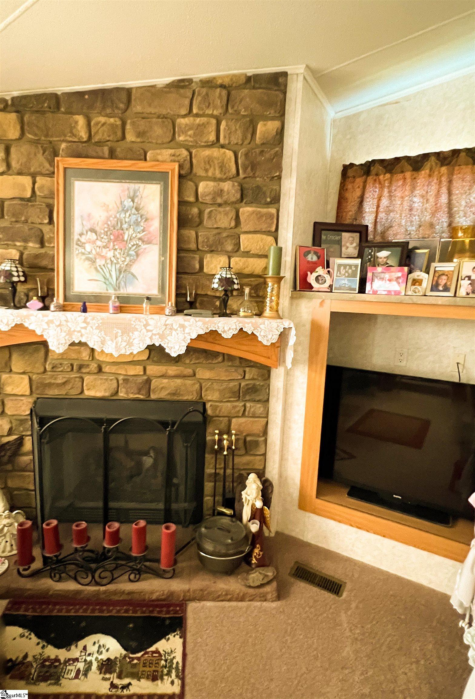 652 Strother Road Property Photo 10