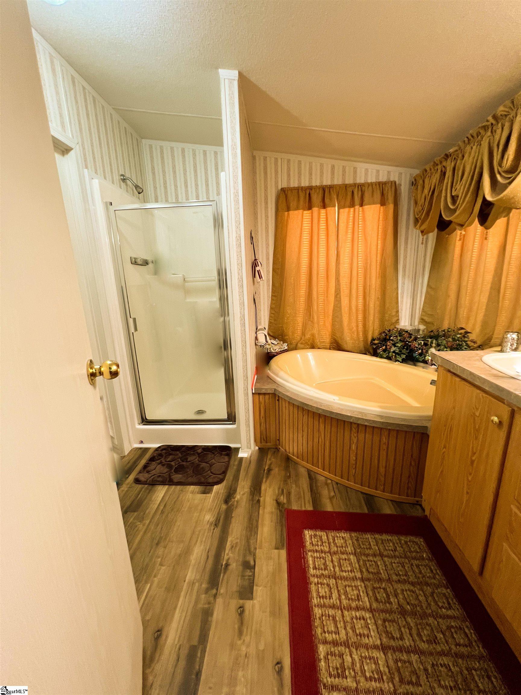 652 Strother Road Property Photo 14