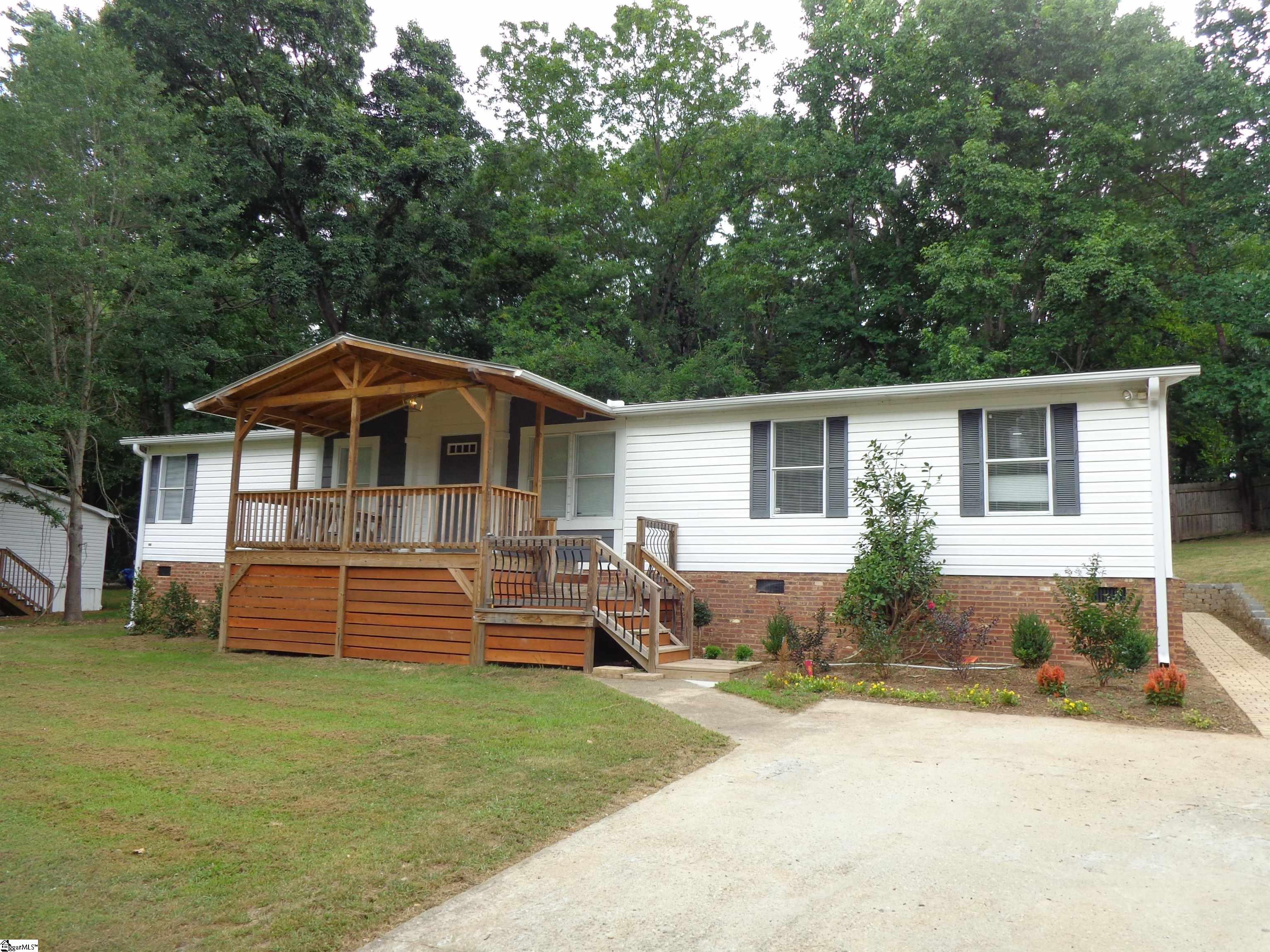 321 Piedmont Avenue Property Photo 1