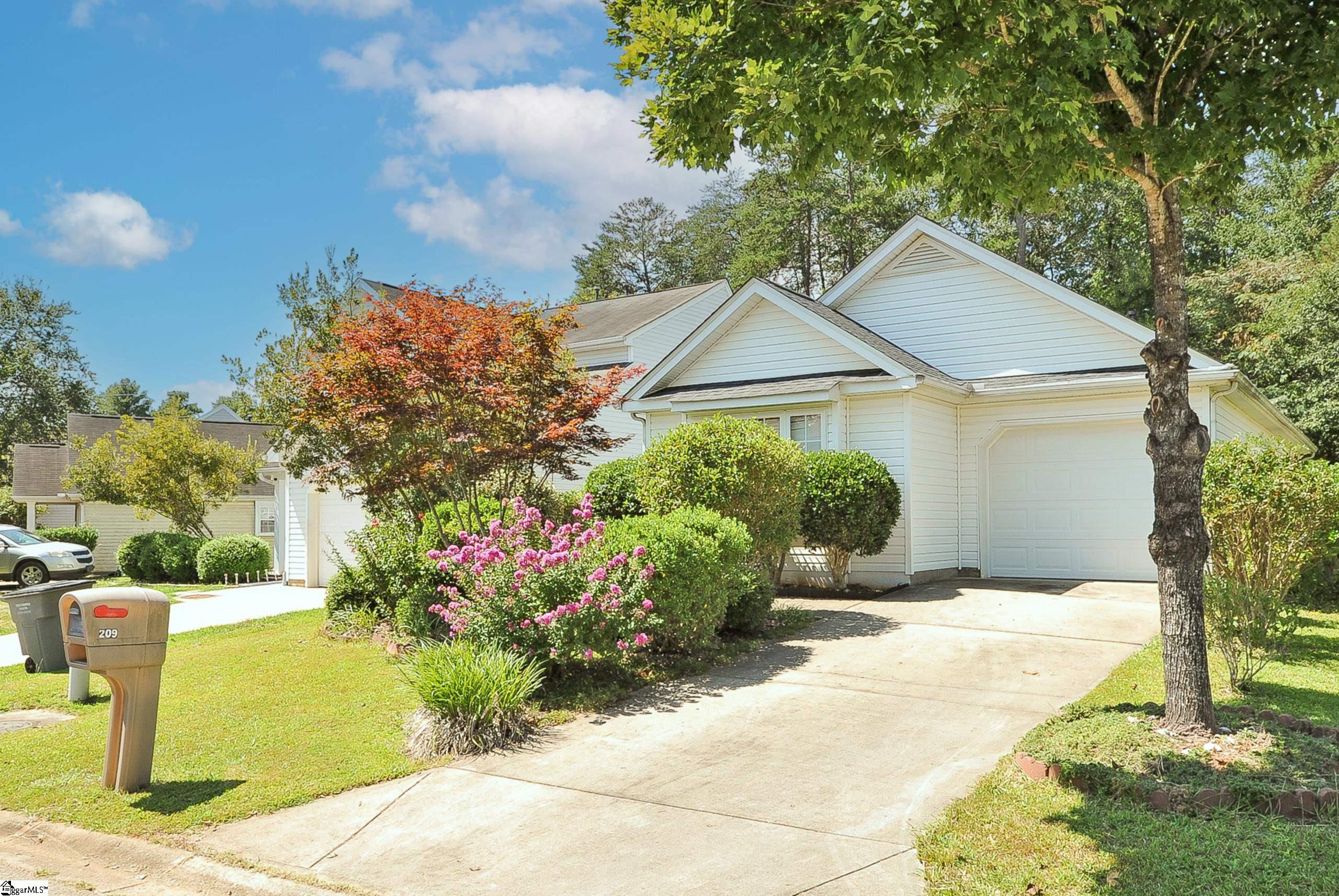 209 Glenlea Lane Property Photo 1