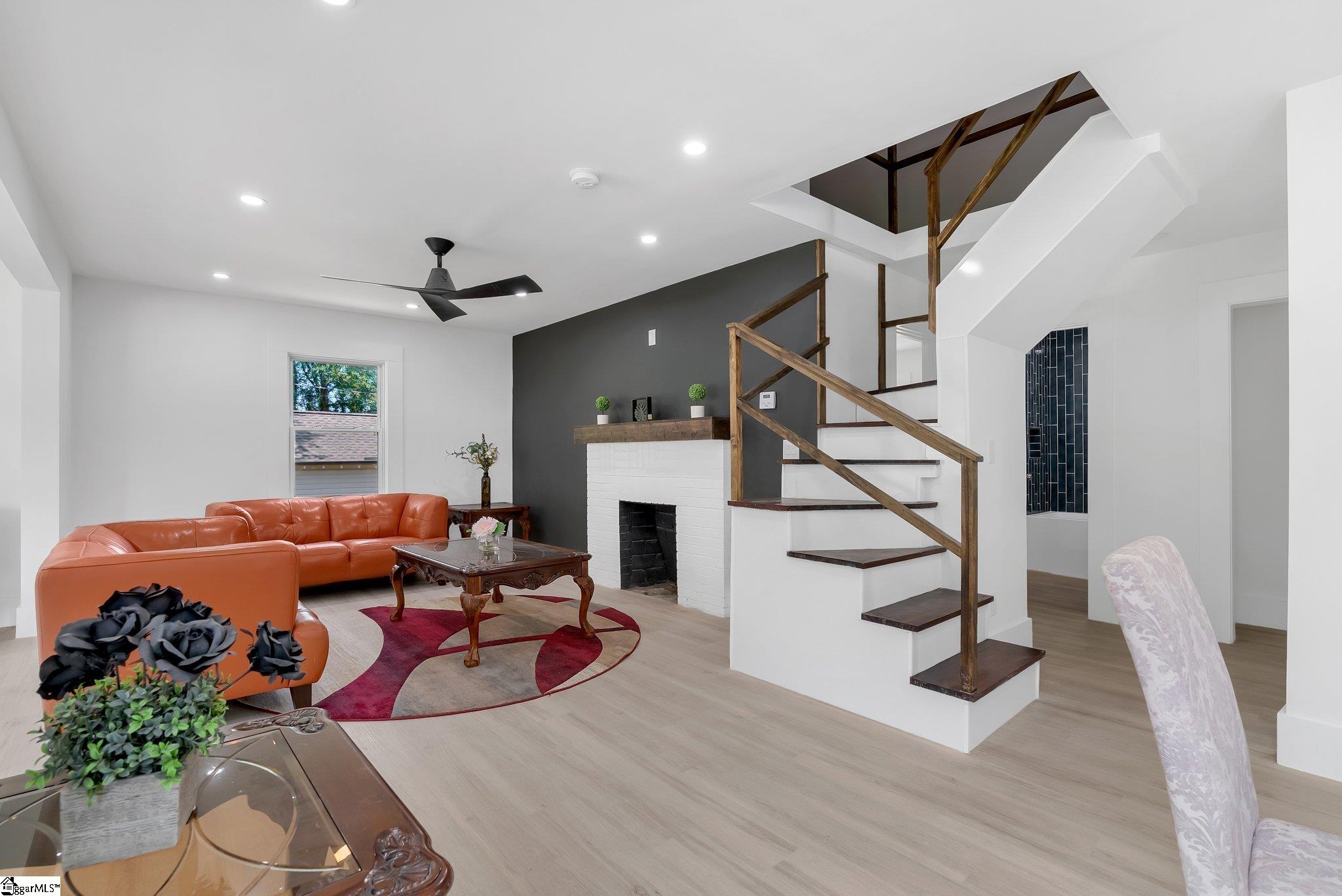 105 Monteith Circle Property Photo 4