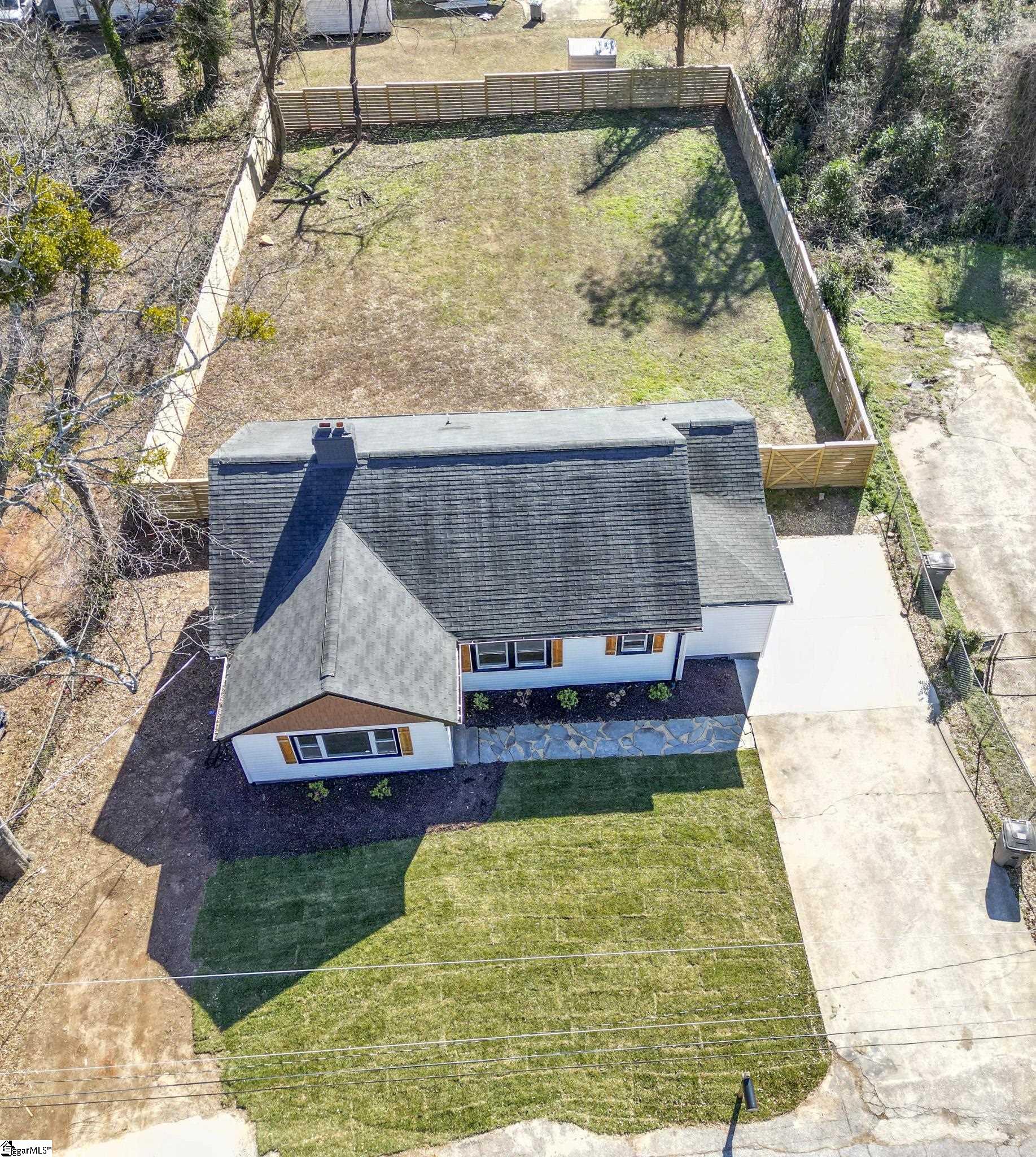 105 Monteith Circle Property Photo 15