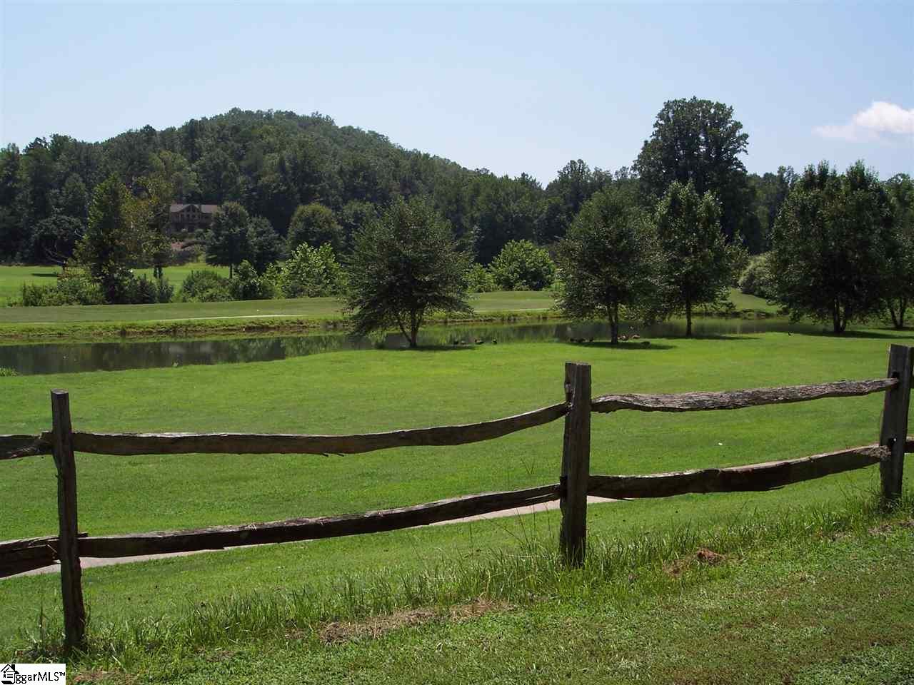 103 Rock Ridge Property Photo 8