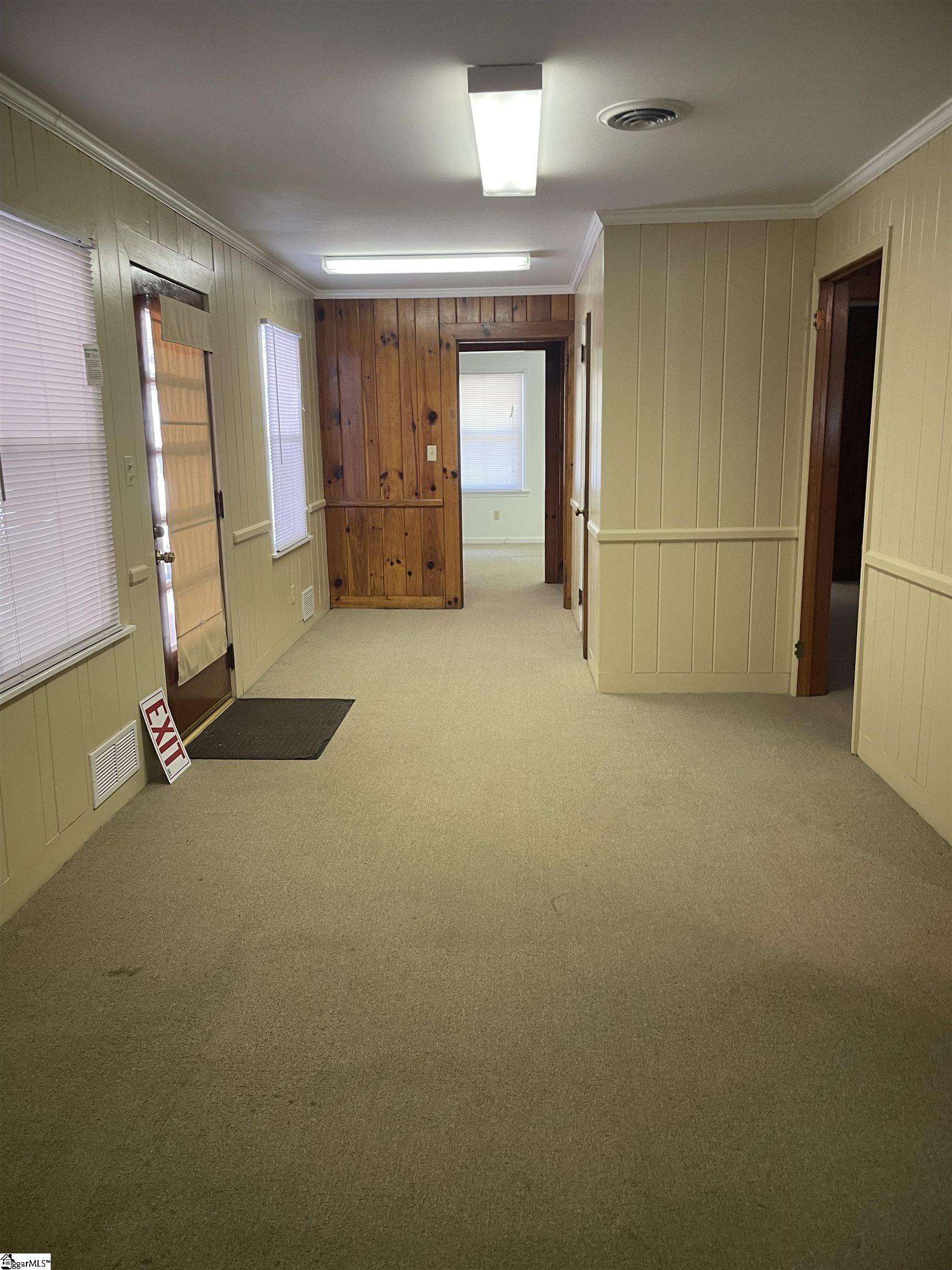 203 N Hamilton Street Property Photo 9