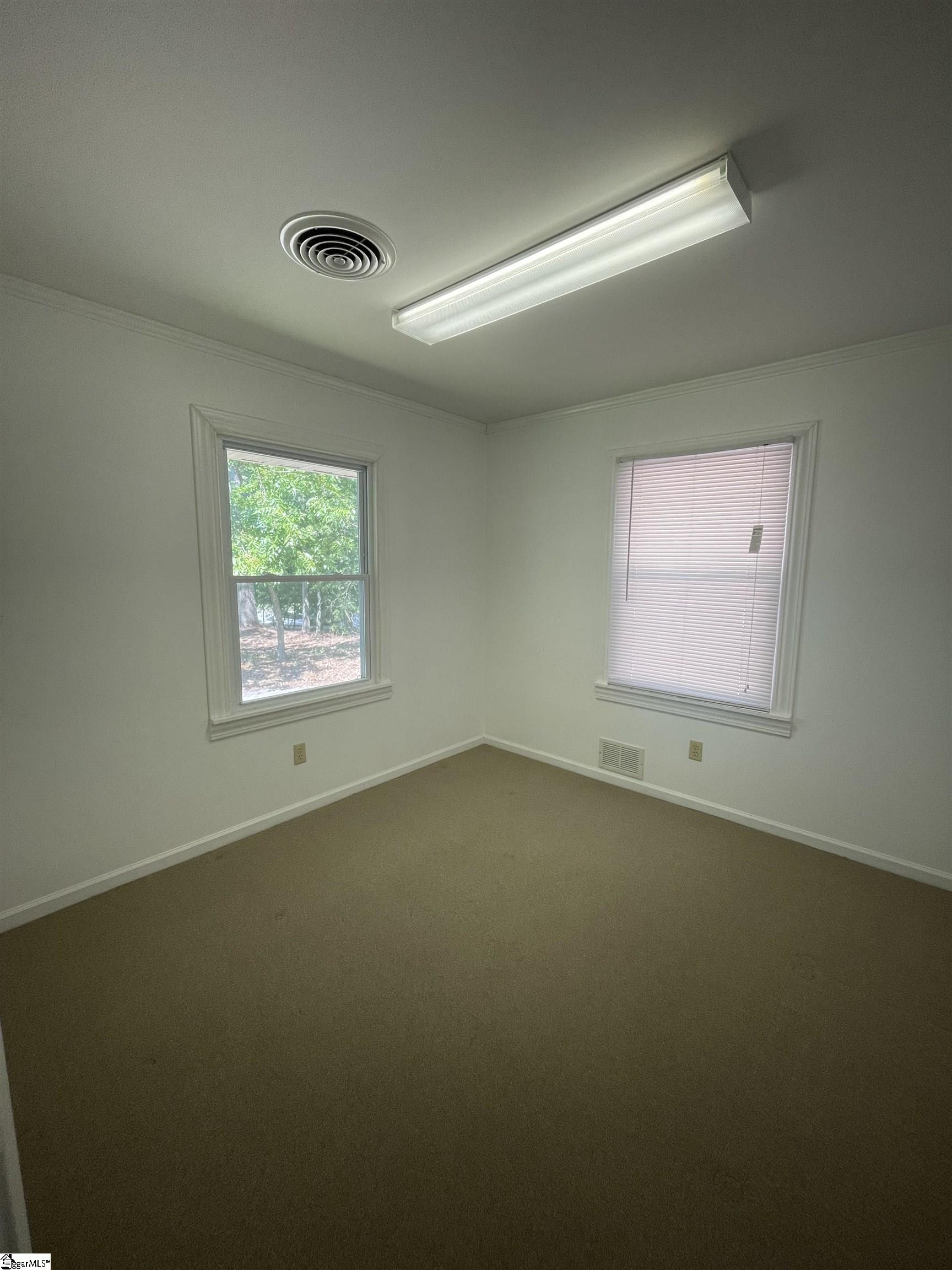 203 N Hamilton Street Property Photo 14