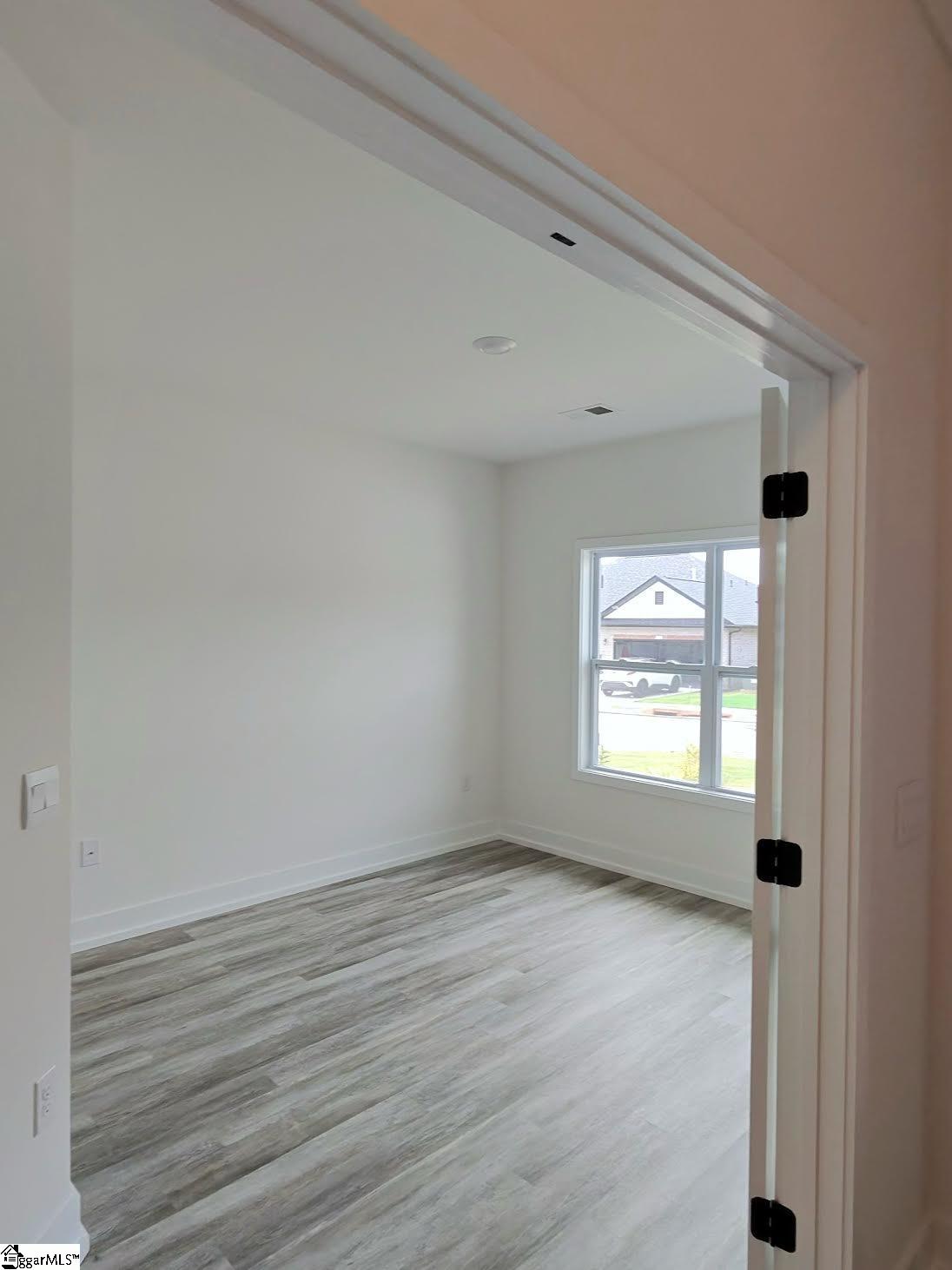 504 Anhinga Road Property Photo 8