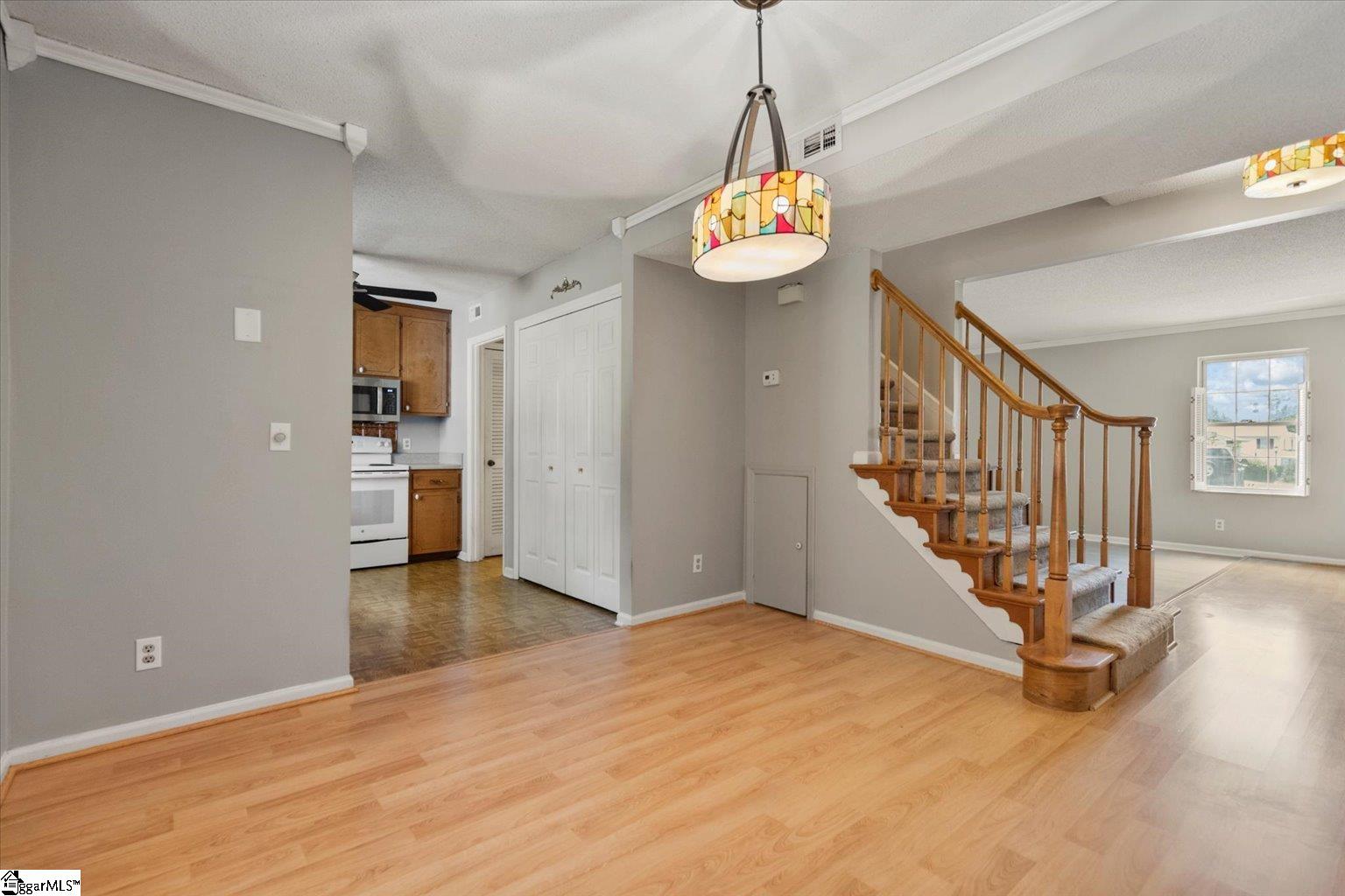 97 Jamestowne Way Property Photo 3