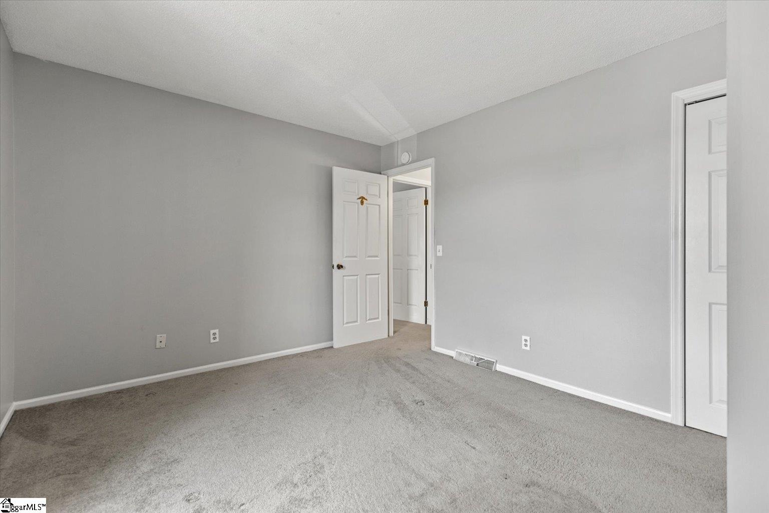 97 Jamestowne Way Property Photo 23