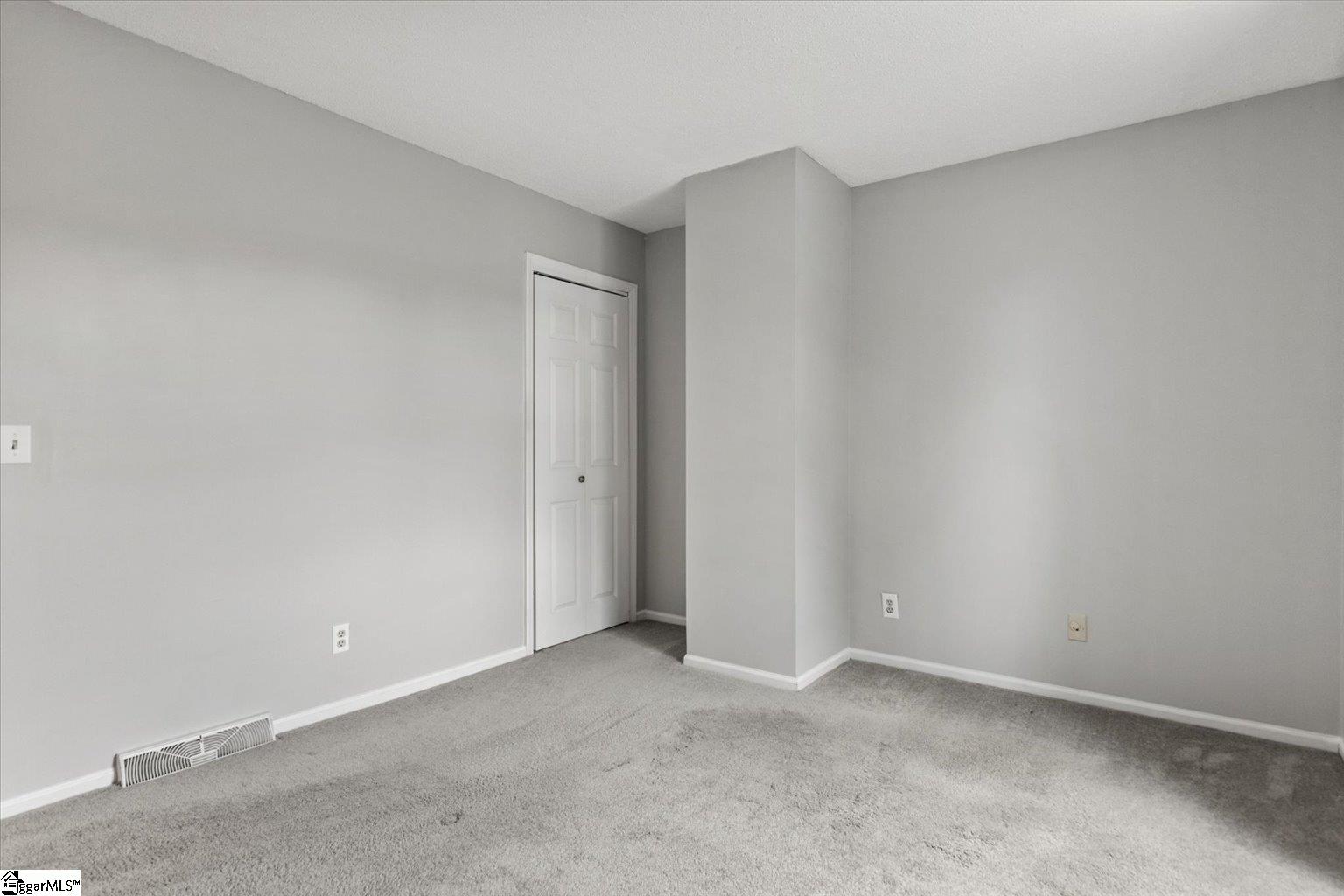 97 Jamestowne Way Property Photo 24