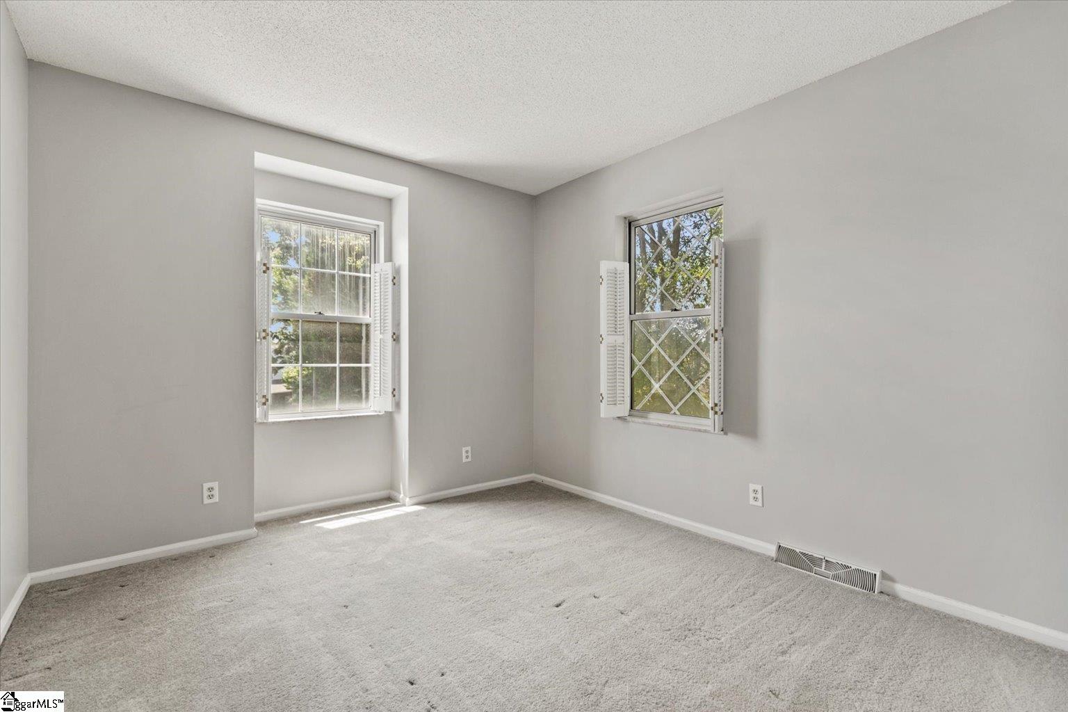 97 Jamestowne Way Property Photo 25