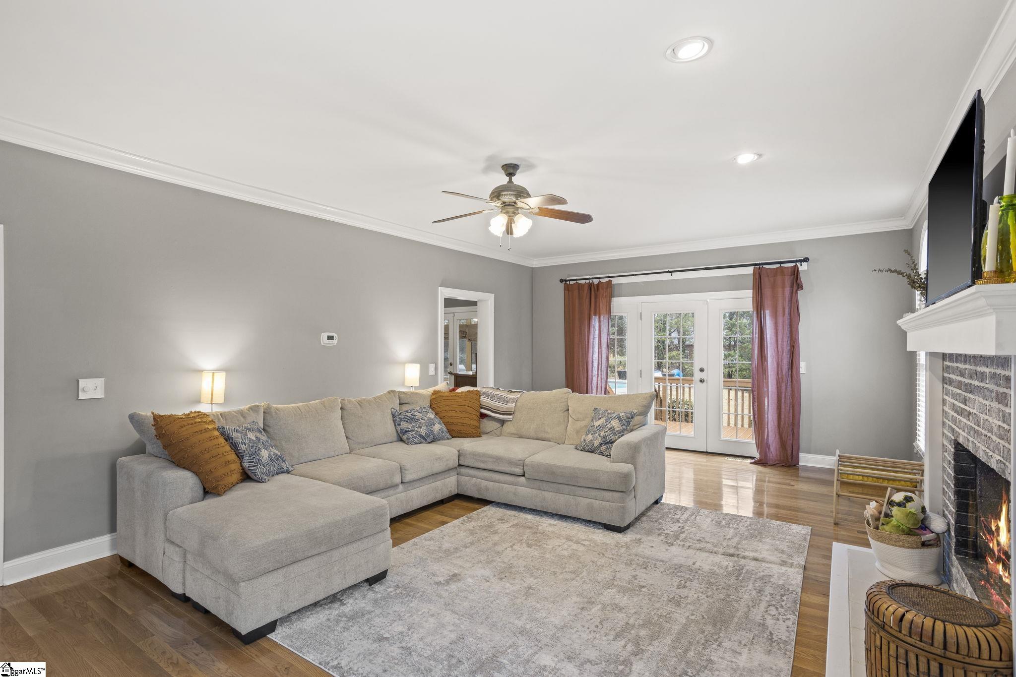 508 Upland Way Property Photo 8