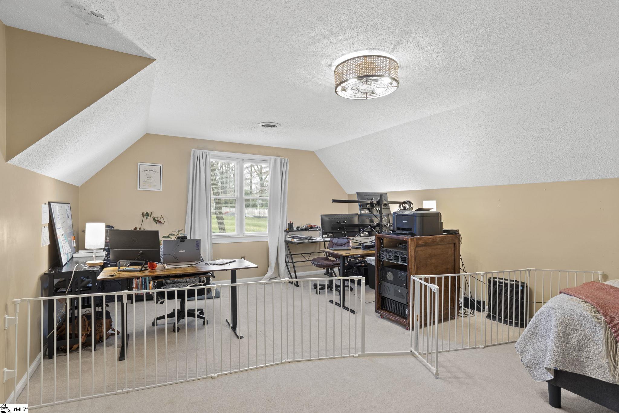 508 Upland Way Property Photo 22