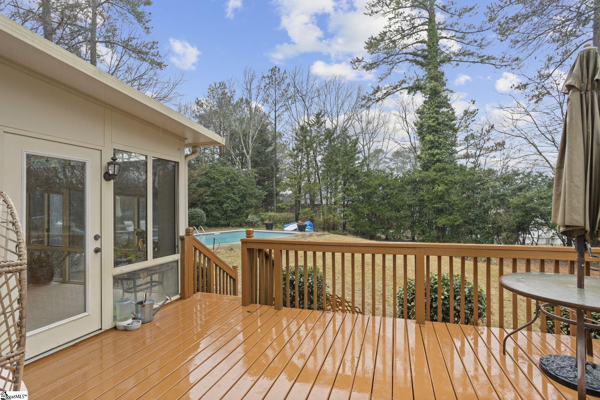 508 Upland Way Property Photo 34
