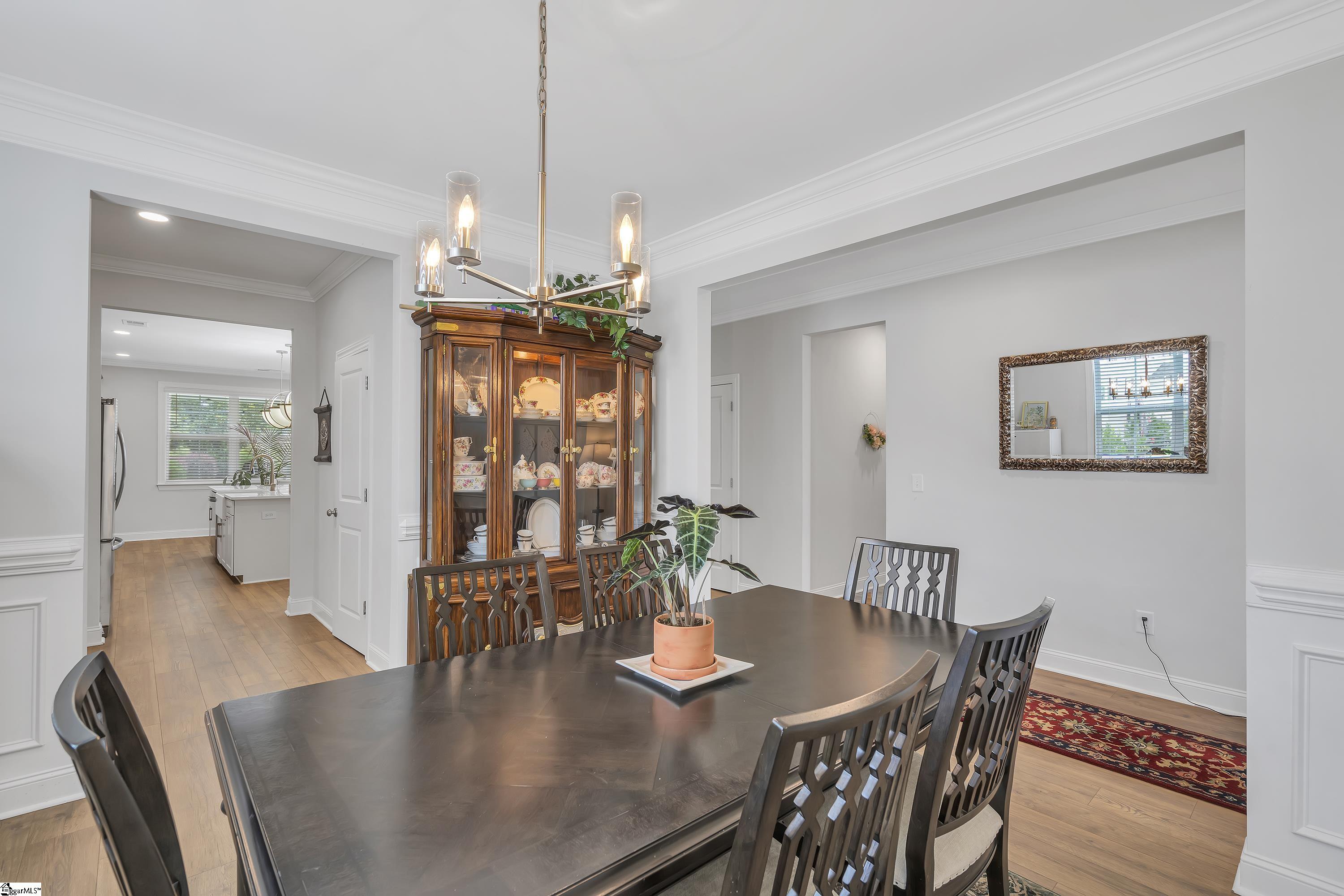 203 Roseville Place Property Photo 6