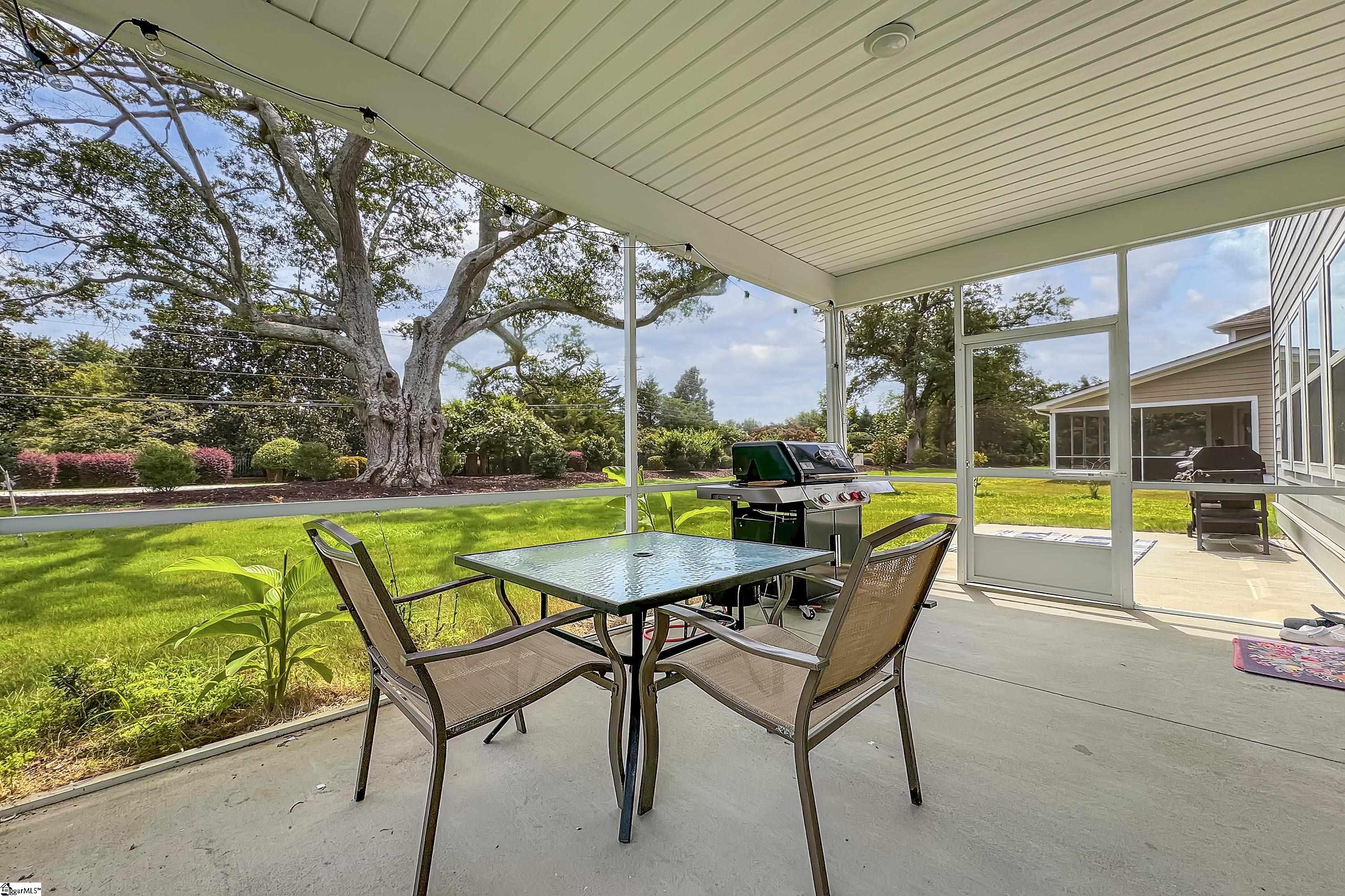 203 Roseville Place Property Photo 14