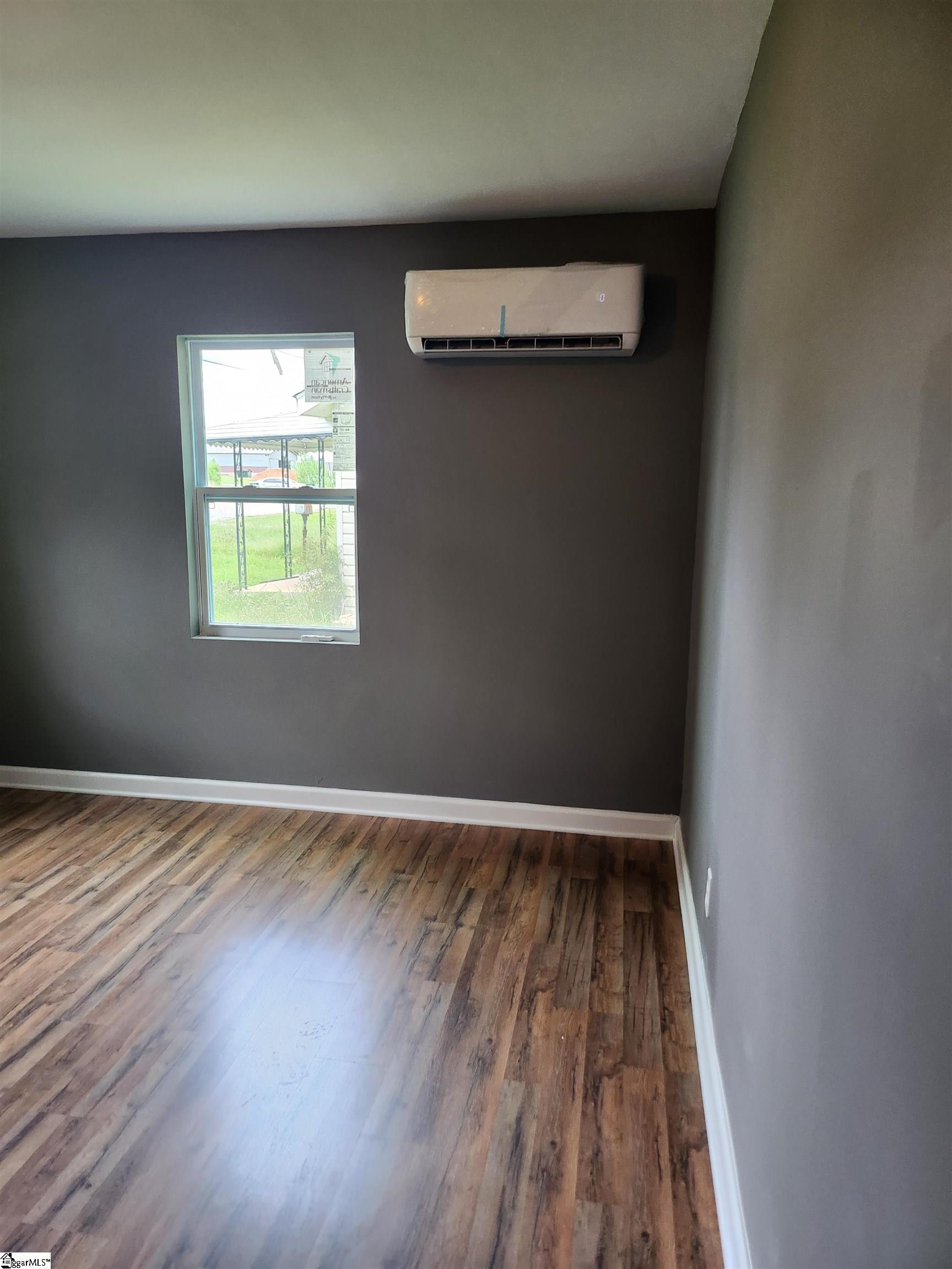 207 Sanders Street Property Photo 7