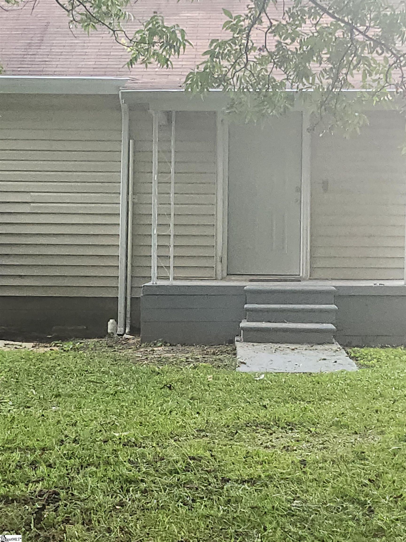 207 Sanders Street Property Photo 18