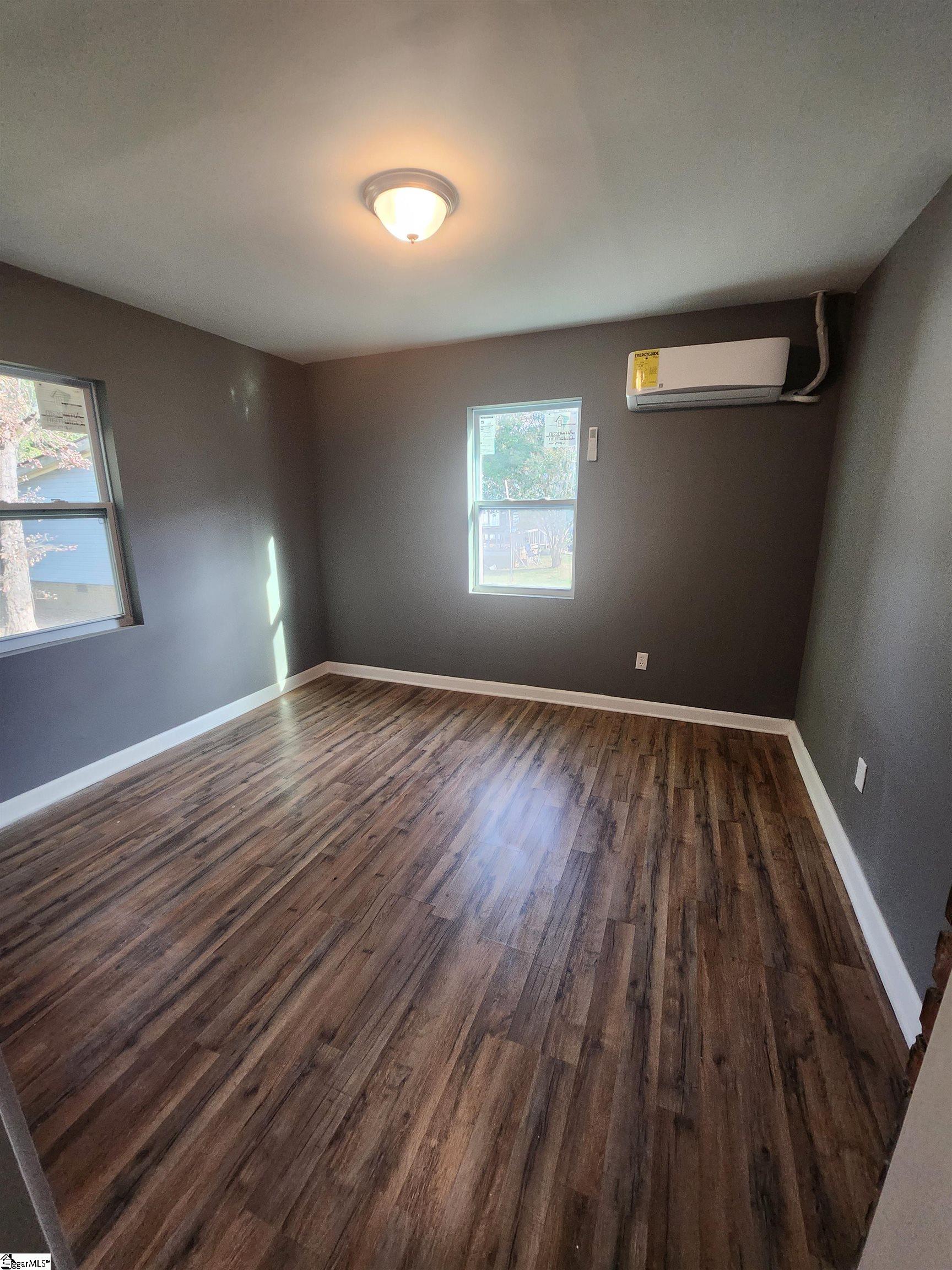 207 Sanders Street Property Photo 19