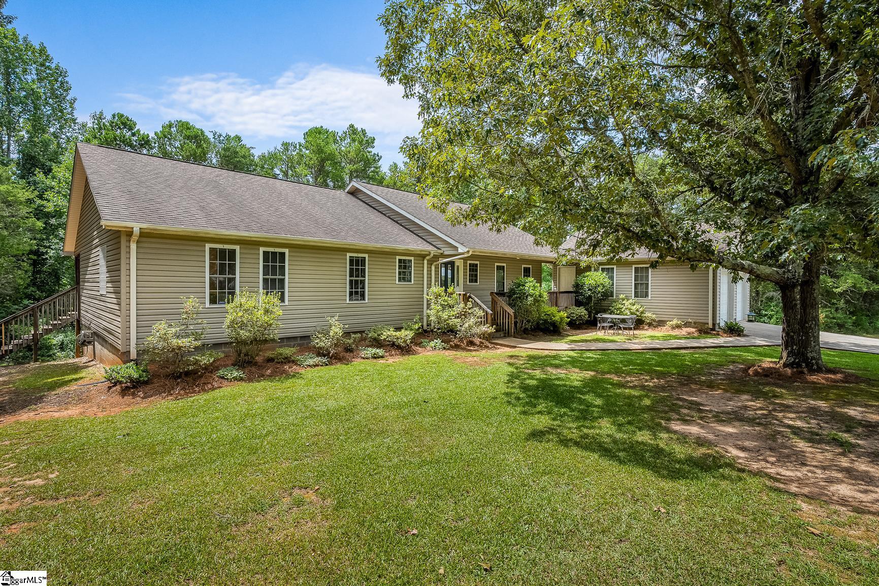 1447 Three Bridges Road Property Photo 2