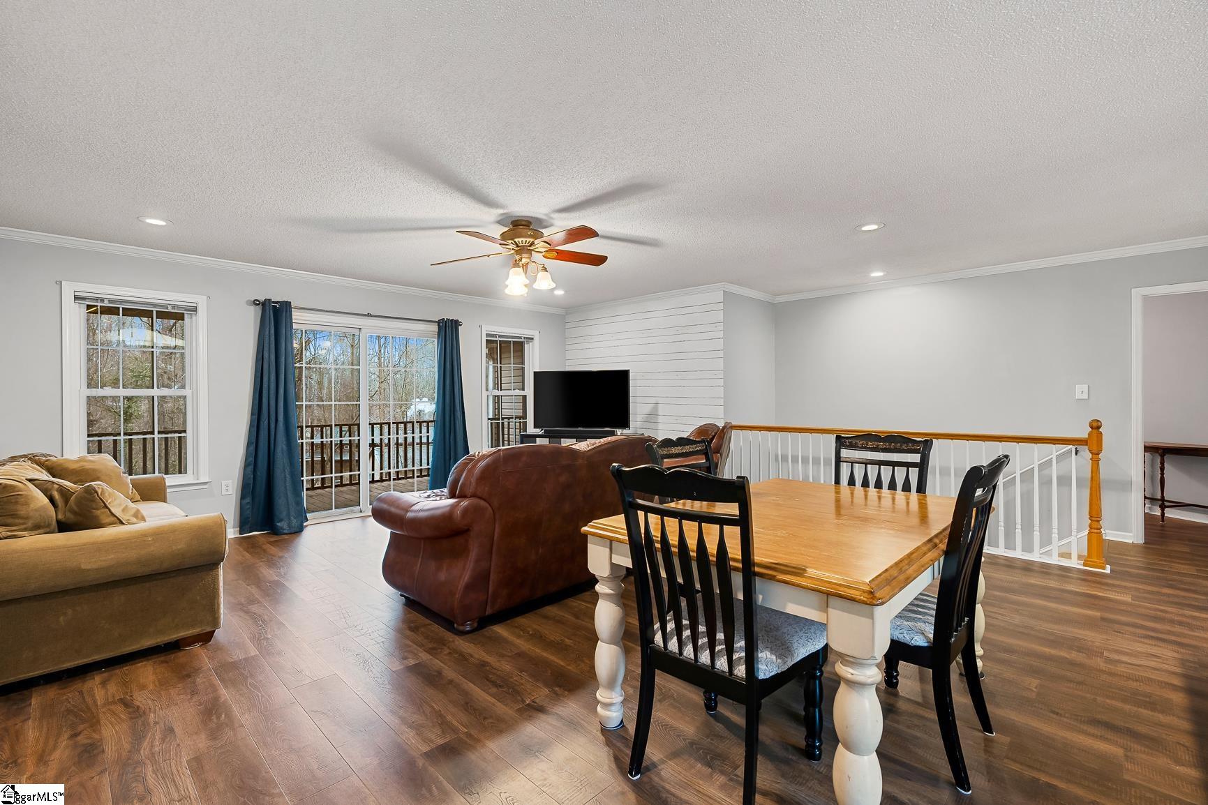 1447 Three Bridges Road Property Photo 10