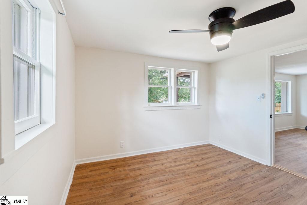 367 Dakota Street Property Photo 8