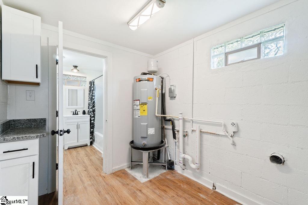 367 Dakota Street Property Photo 16