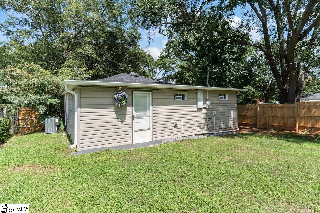 367 Dakota Street Property Photo 25