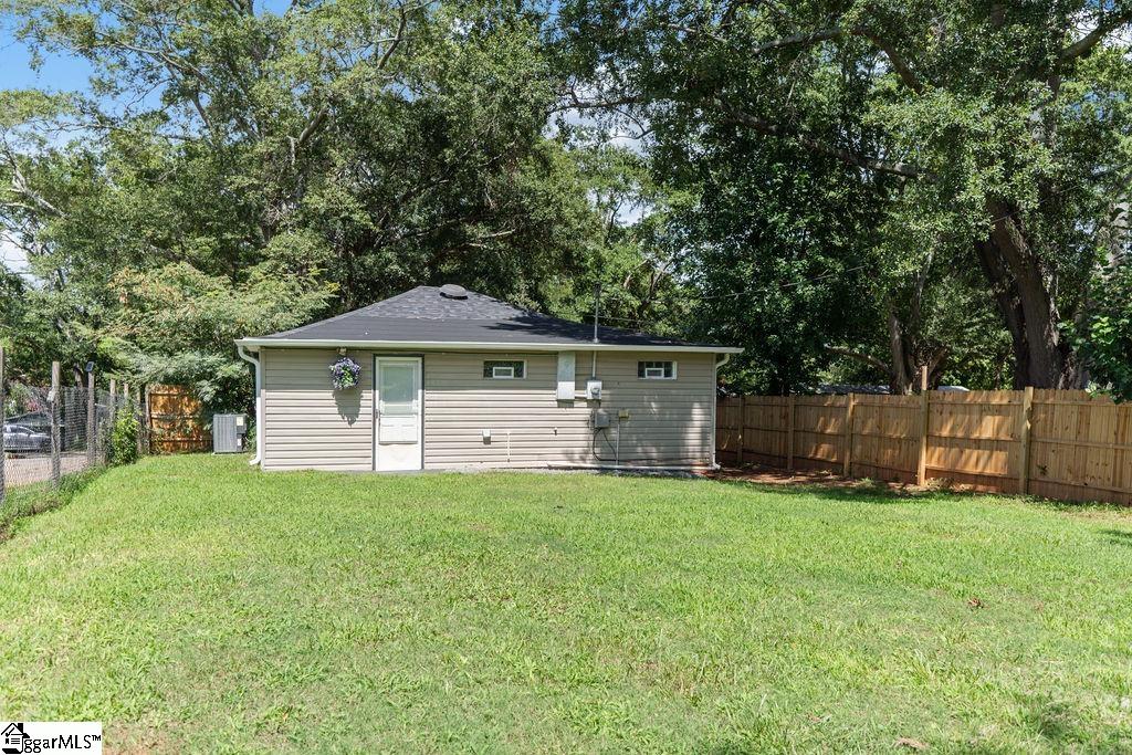 367 Dakota Street Property Photo 26
