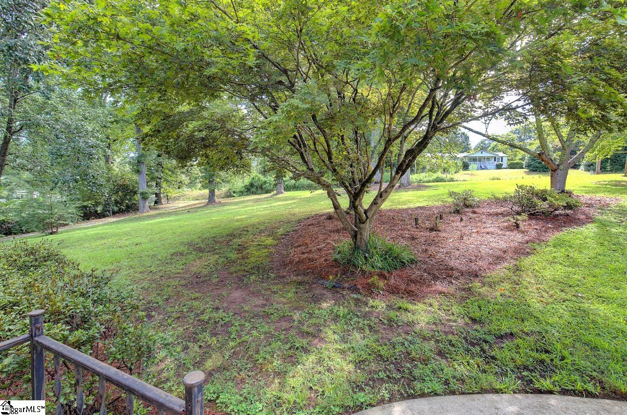 409 Hood Road Property Photo 3