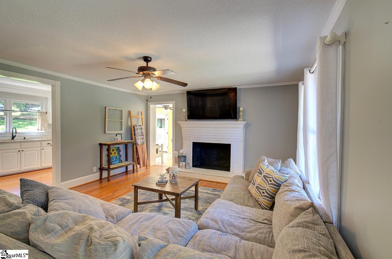 409 Hood Road Property Photo 13