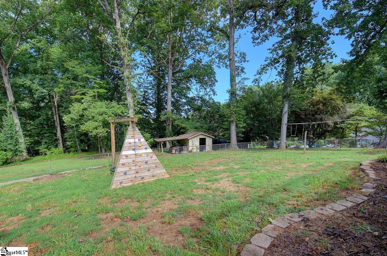409 Hood Road Property Photo 32