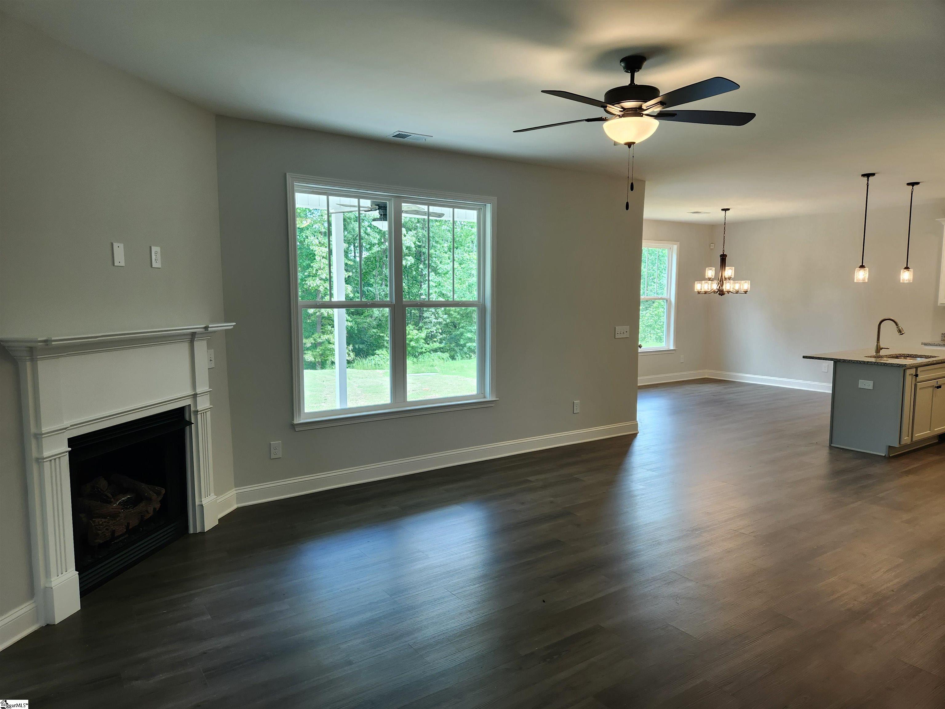 532 Landseer Drive Property Photo 4