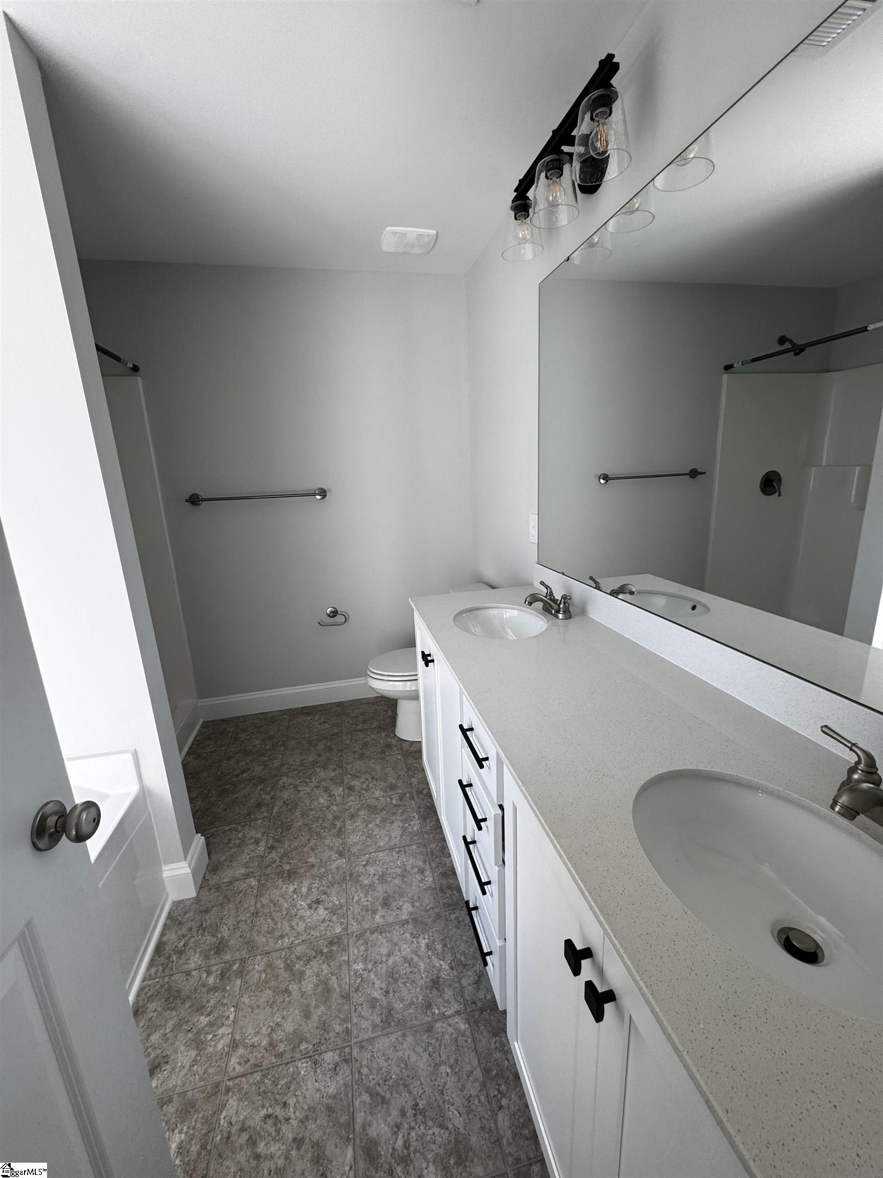 532 Landseer Drive Property Photo 10