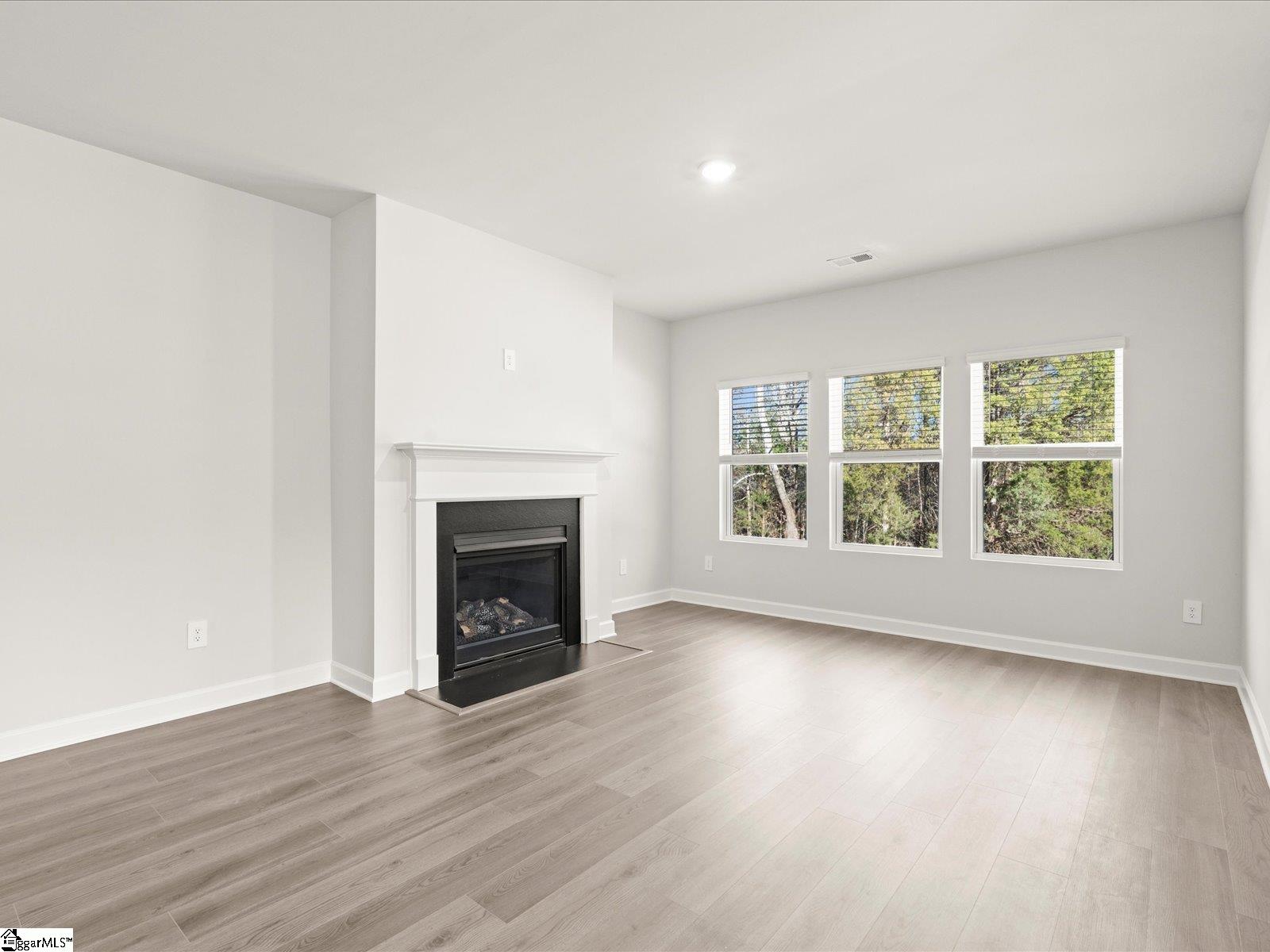 420 Hazelcroft Drive Property Photo 11