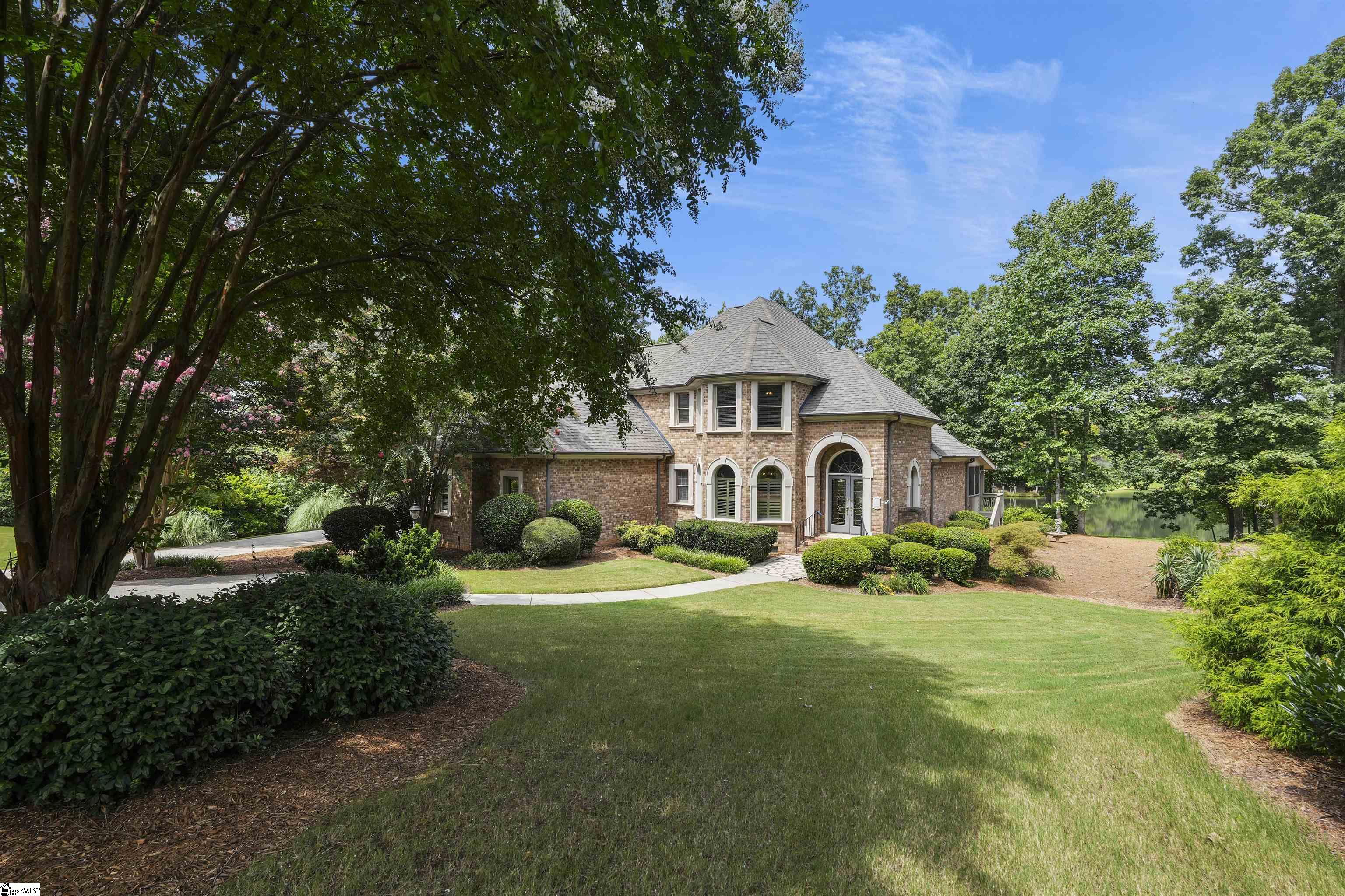 6 Lake Como Court Property Photo 2
