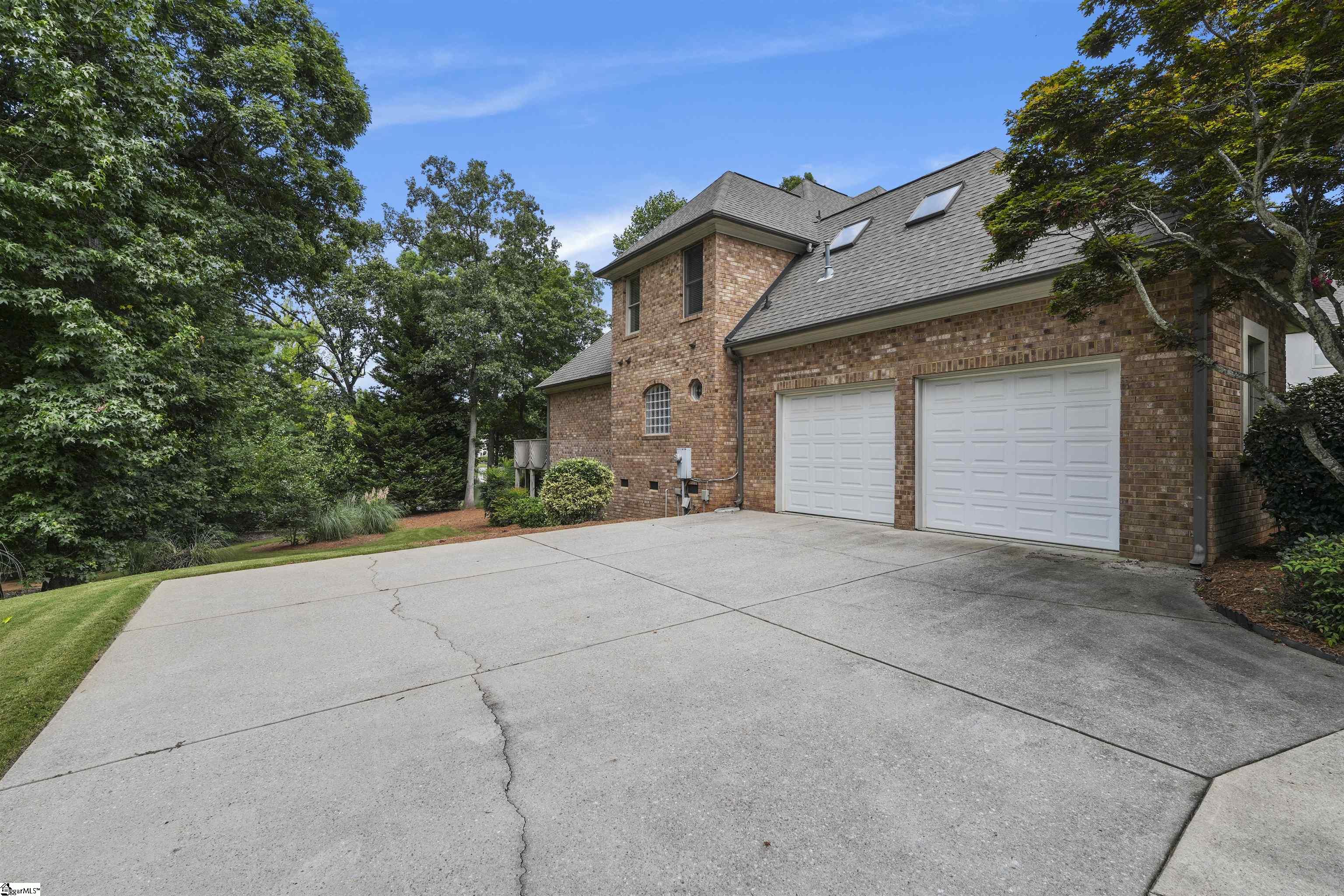 6 Lake Como Court Property Photo 4