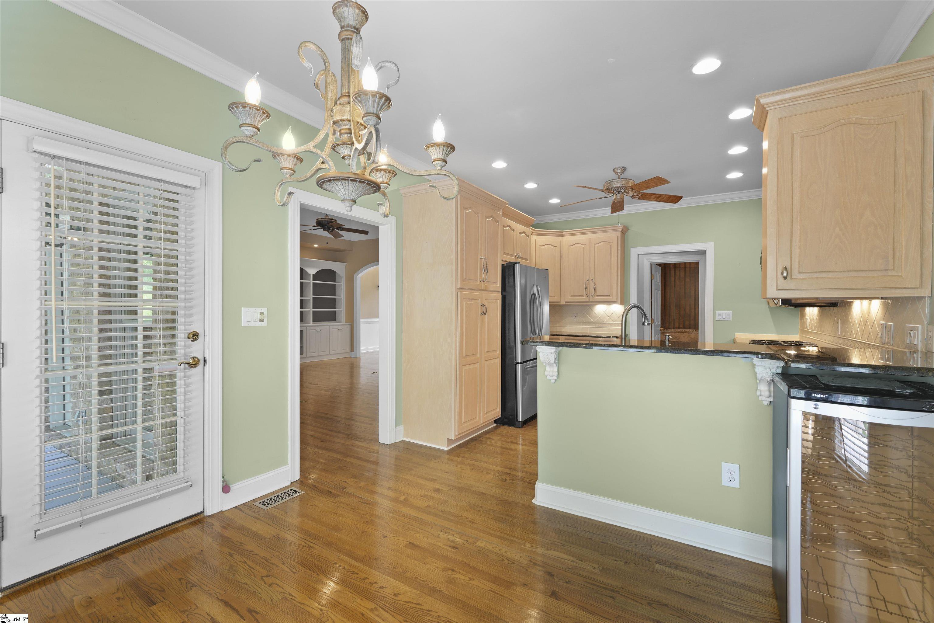 6 Lake Como Court Property Photo 20