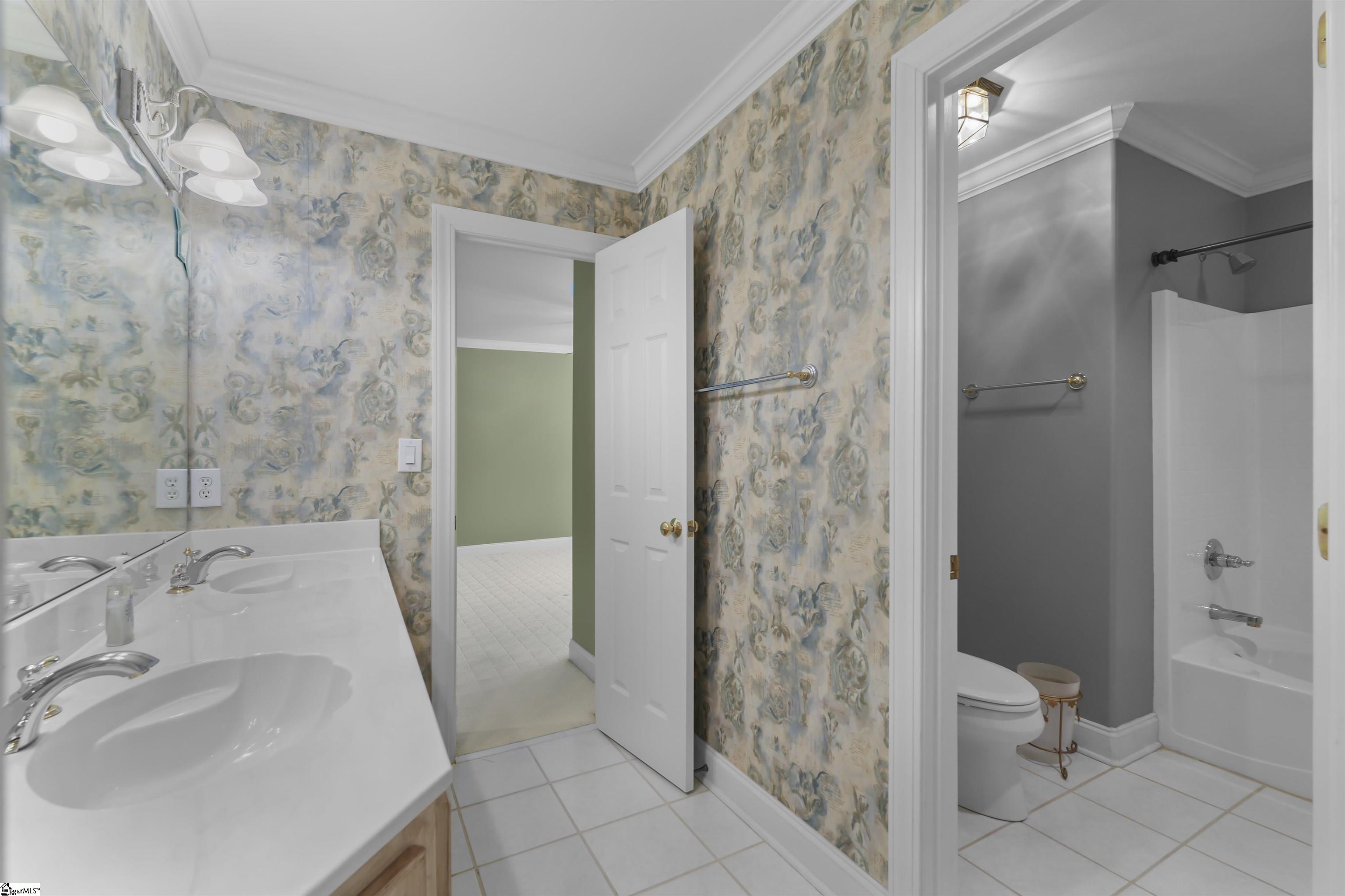 6 Lake Como Court Property Photo 27