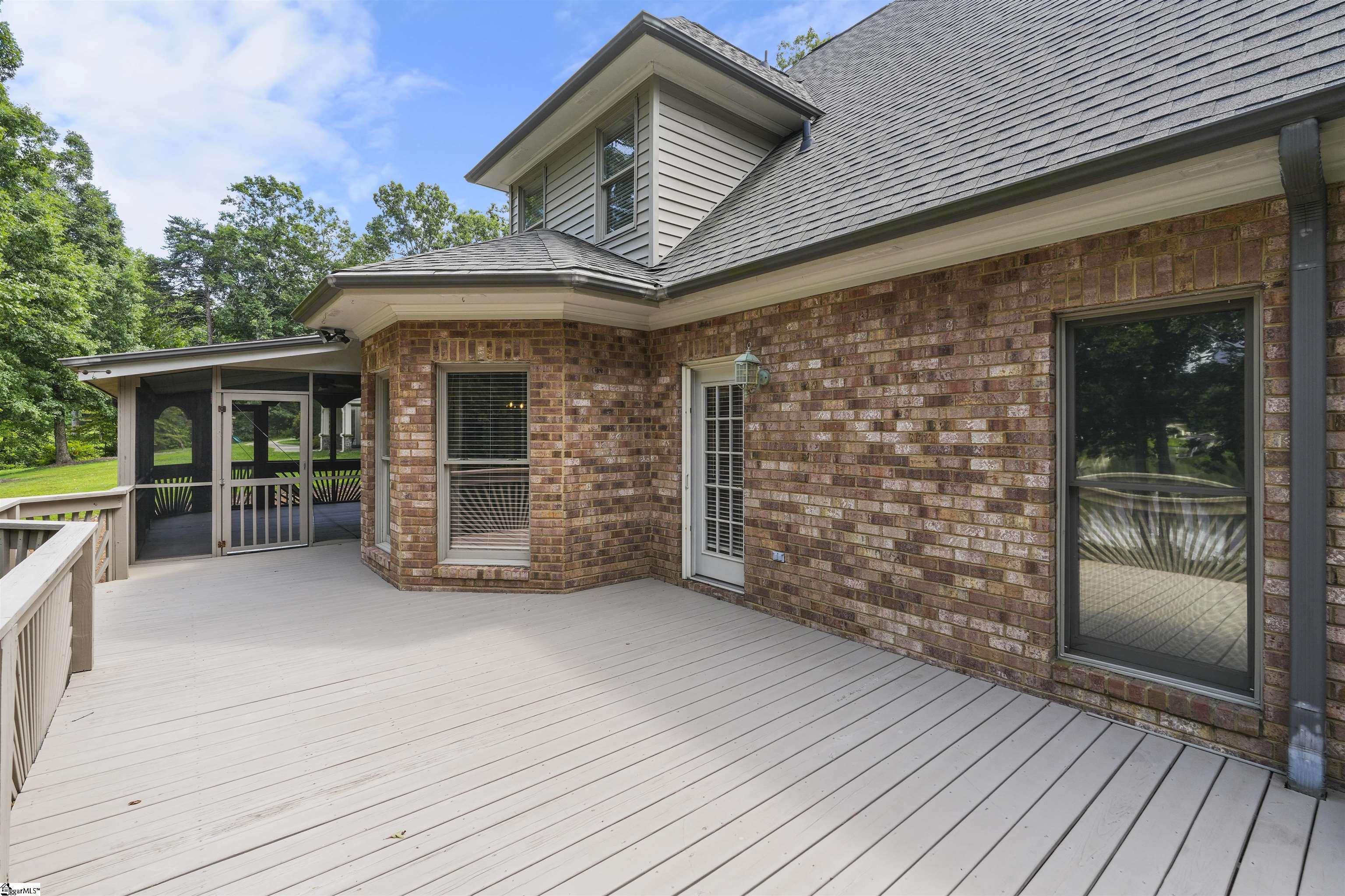 6 Lake Como Court Property Photo 34